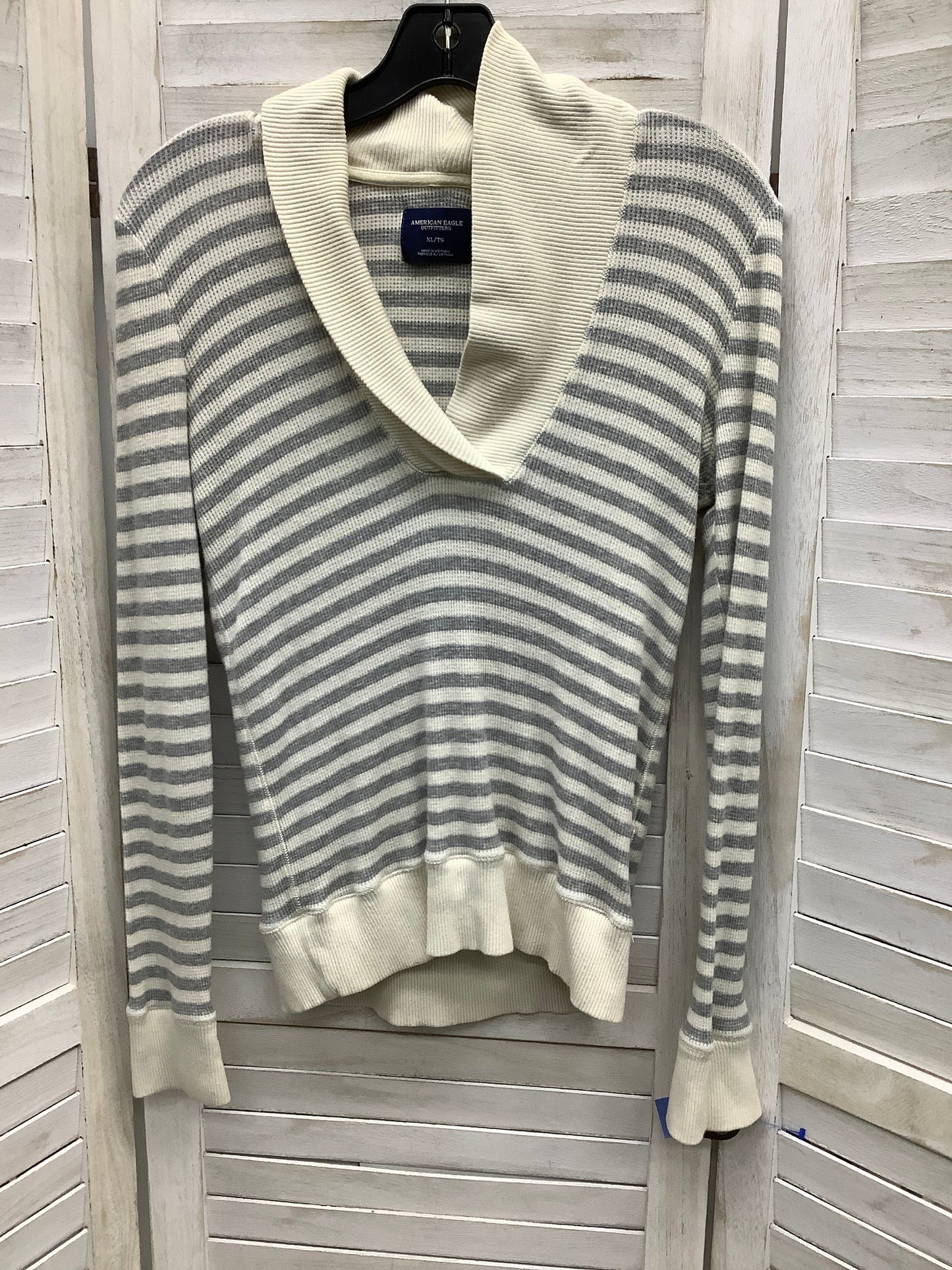 Top Long Sleeve By American Eagle  Size: Xl