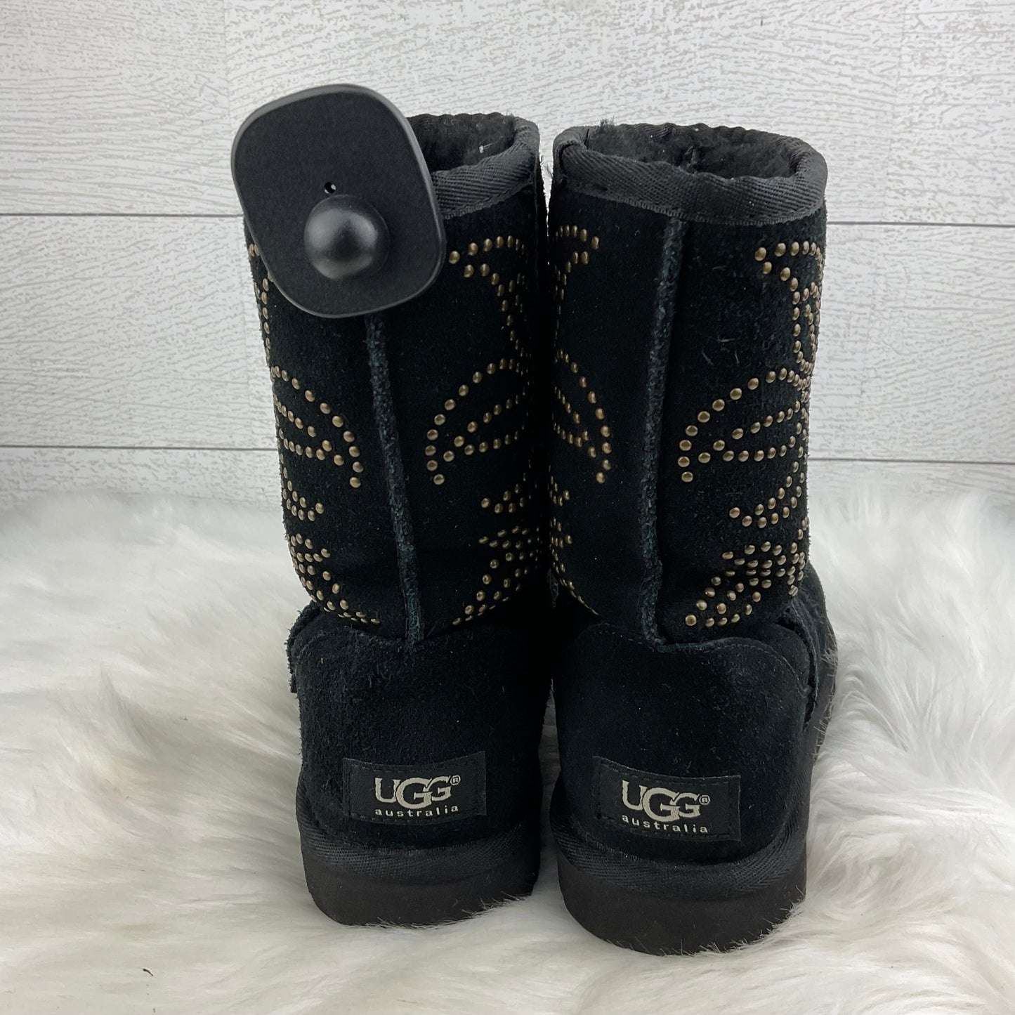 Boots Designer By Ugg  Size: 6