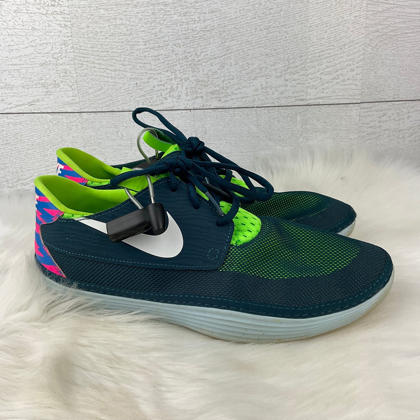 Shoes Sneakers By Nike  Size: 10