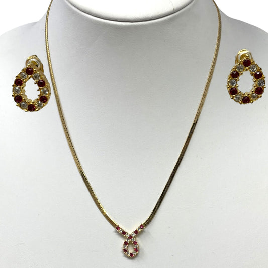 Vintage Plaza Collection Necklace Set By Avon Size: 02 Piece Set
