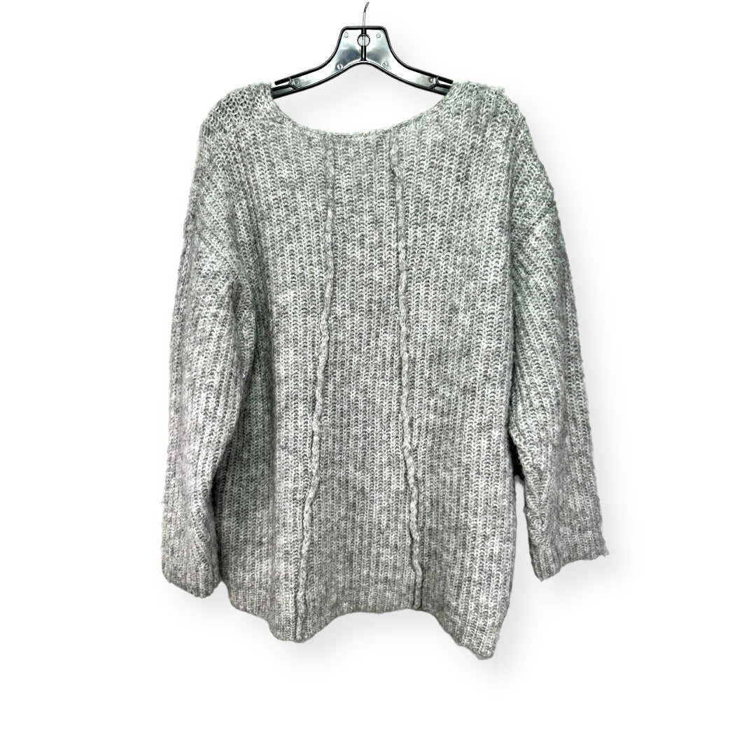 Sweater By Loved & Adored  Size: L
