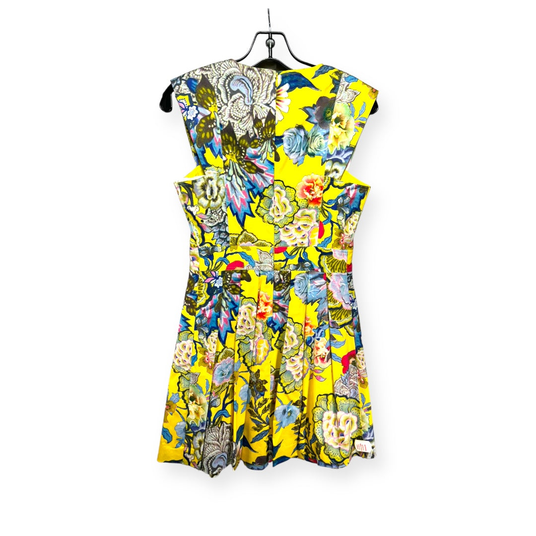 Dress Casual Short By Cynthia Rowley  Size: 2