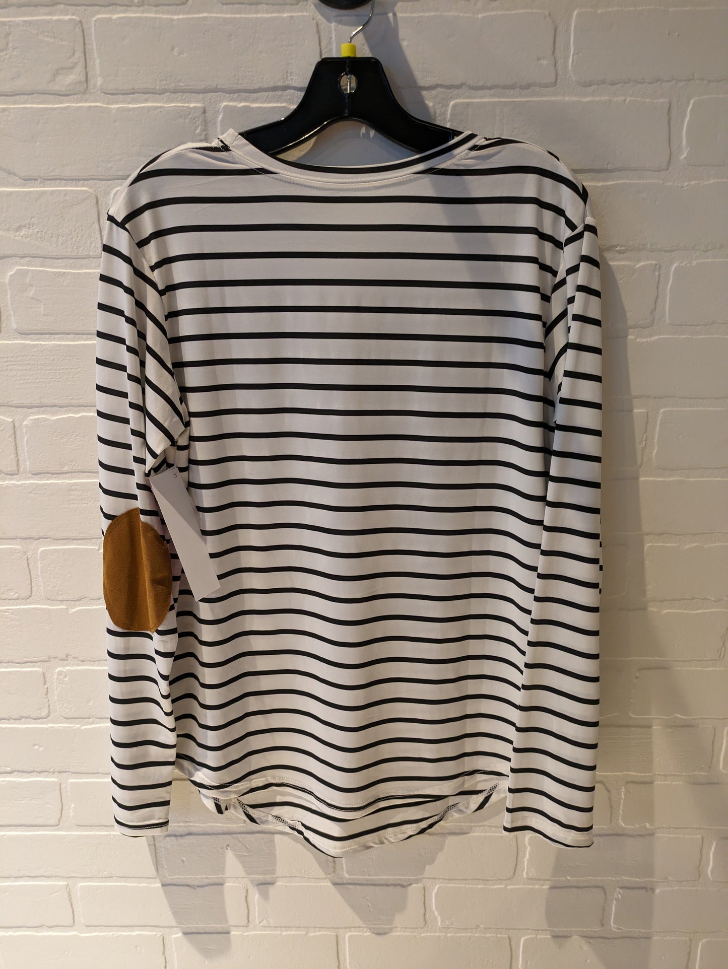 Top Long Sleeve By Clothes Mentor  Size: Xl