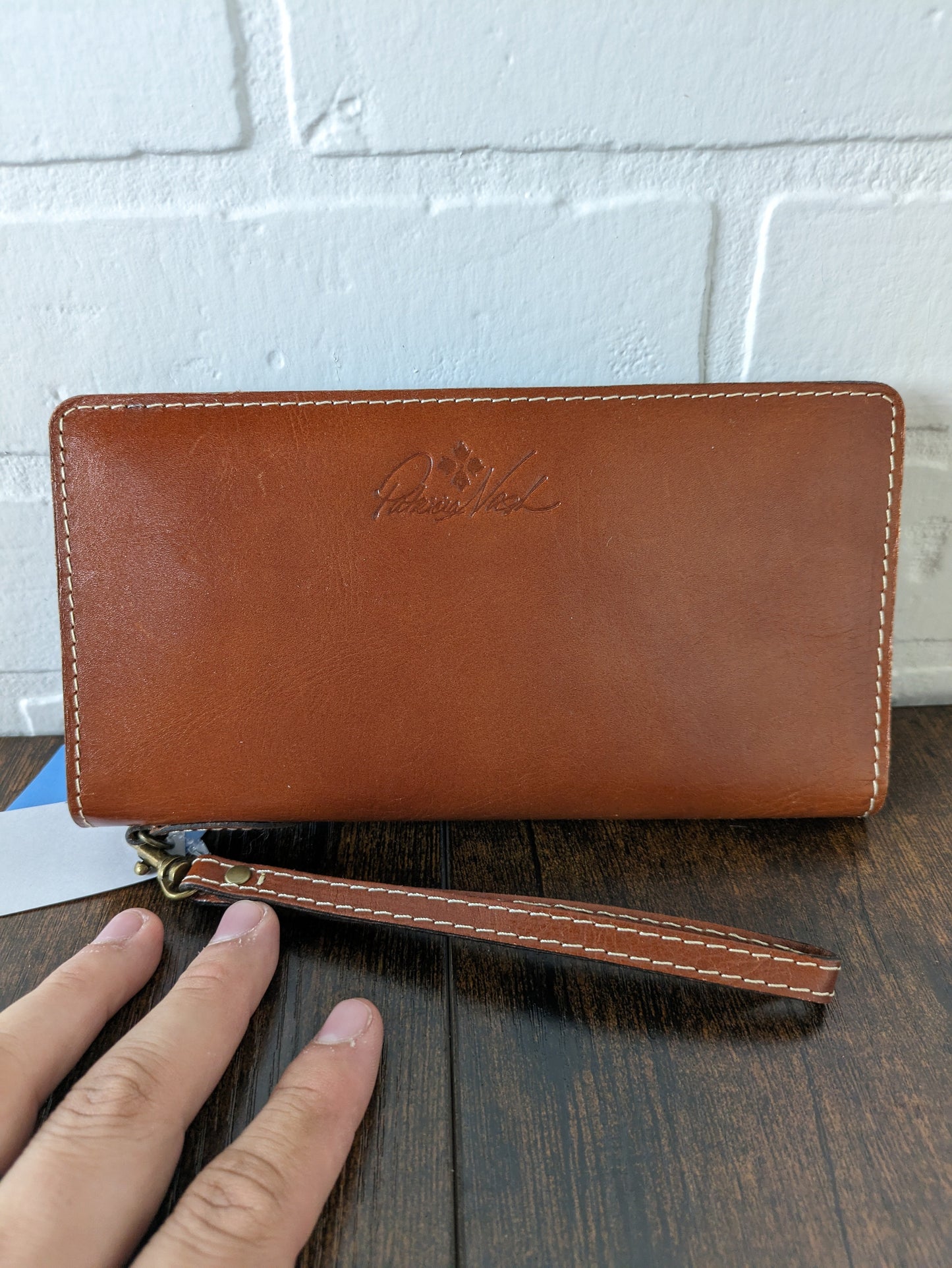 Wallet Leather By Patricia Nash  Size: Large