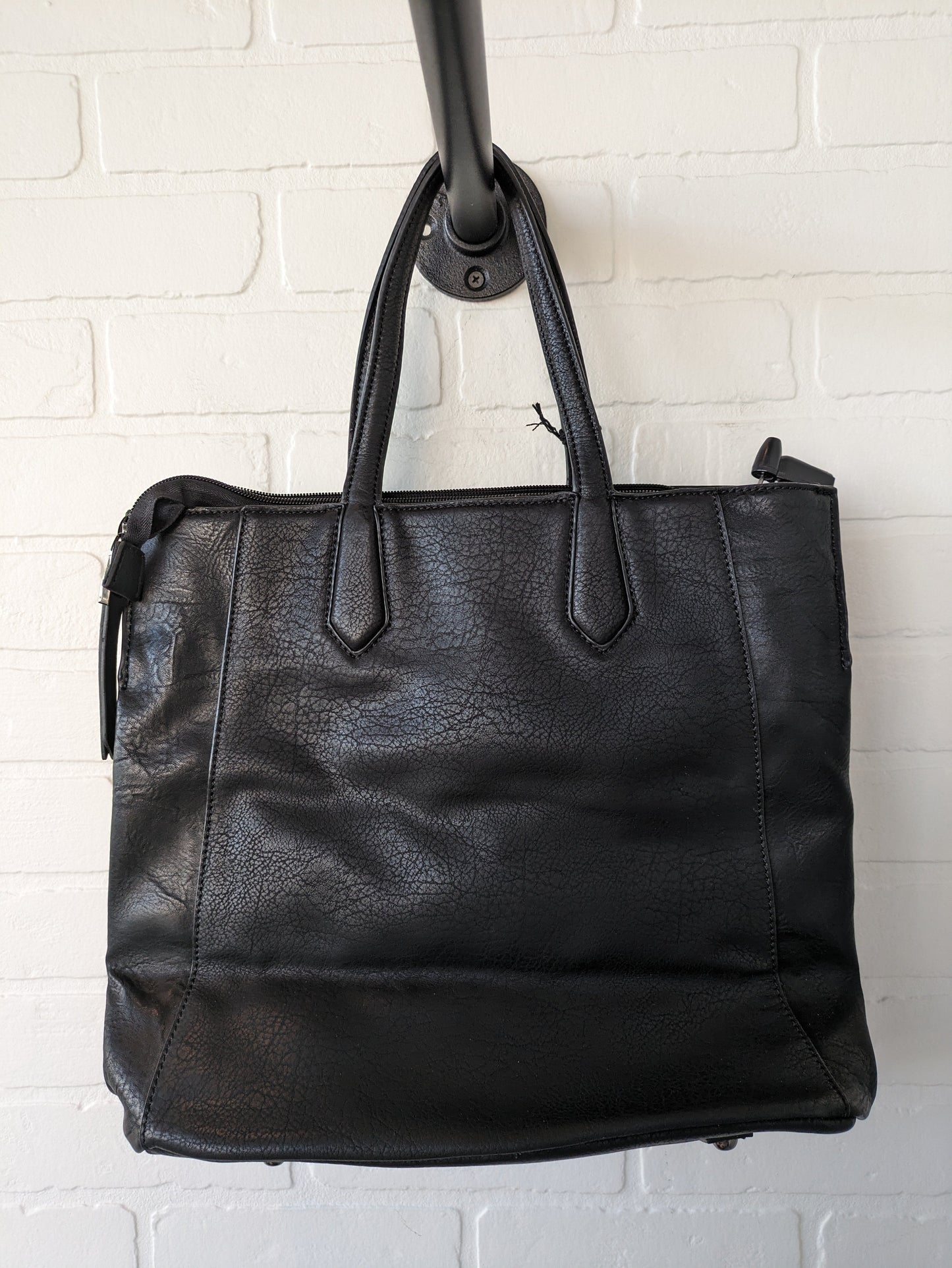 Handbag Leather By Modern Lux  Size: Large