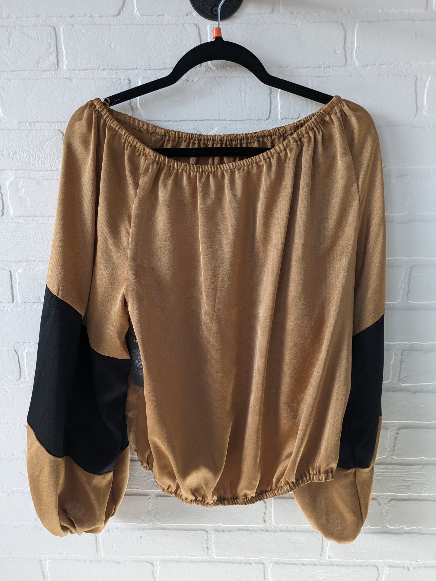 Top Long Sleeve By Vince Camuto  Size: M