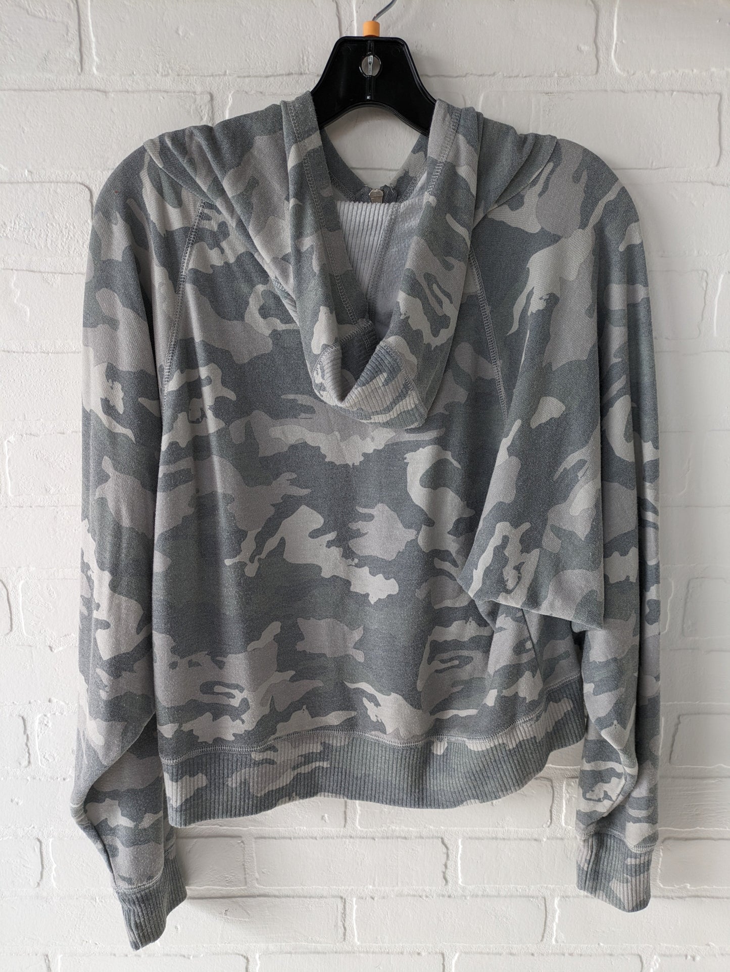 Sweatshirt Hoodie By Chaser  Size: Xs