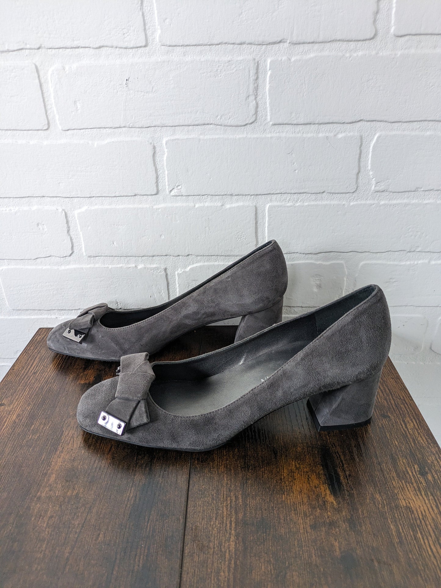 Shoes Heels Block By Stuart Weitzman  Size: 9