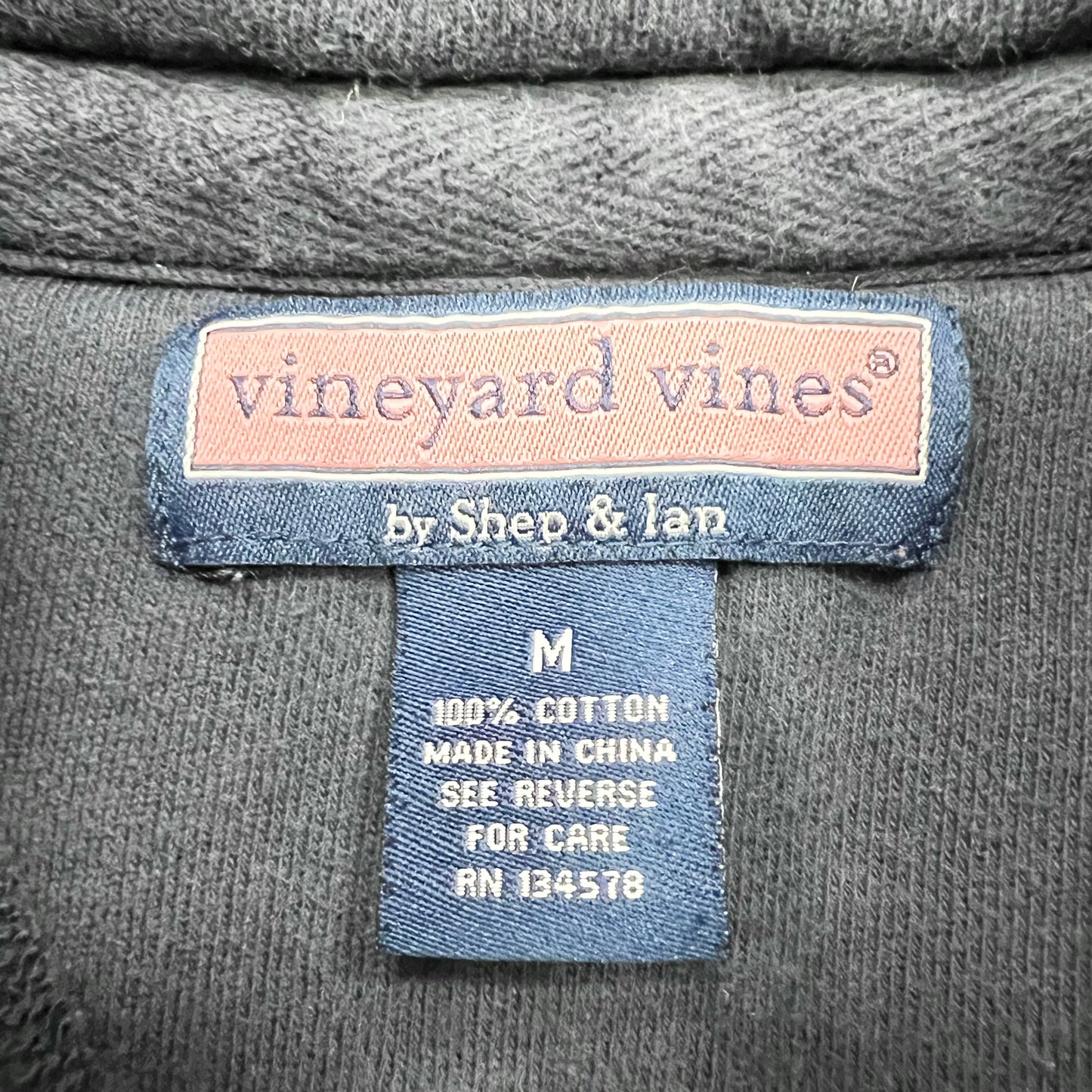 Sweatshirt Designer By Vineyard Vines  Size: M