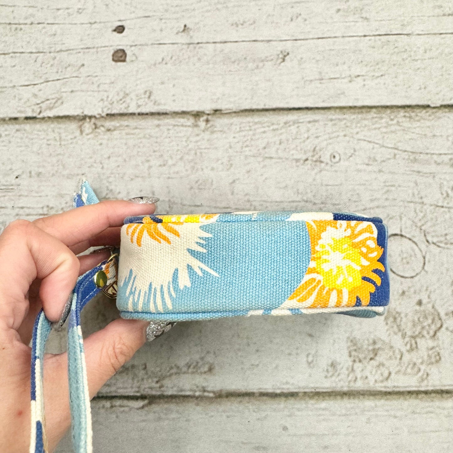 Wristlet Designer By Lilly Pulitzer  Size: Small