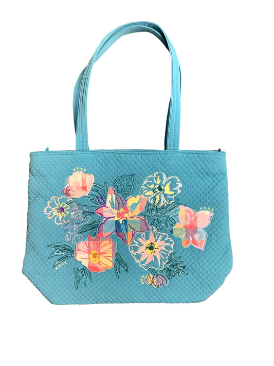 Tote By Vera Bradley Classic  Size: Large