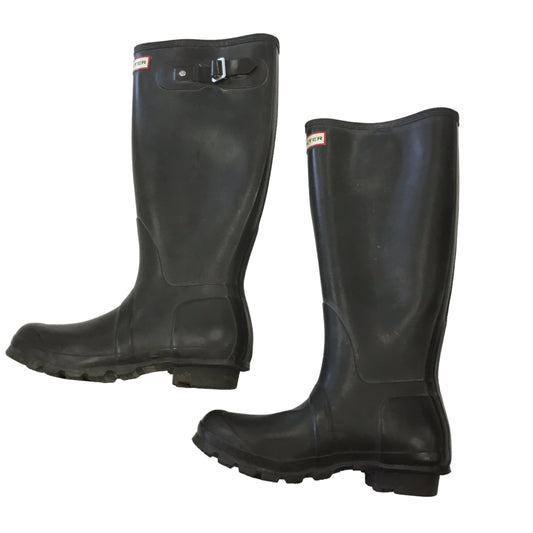 Boots Rain By Hunter  Size: 6