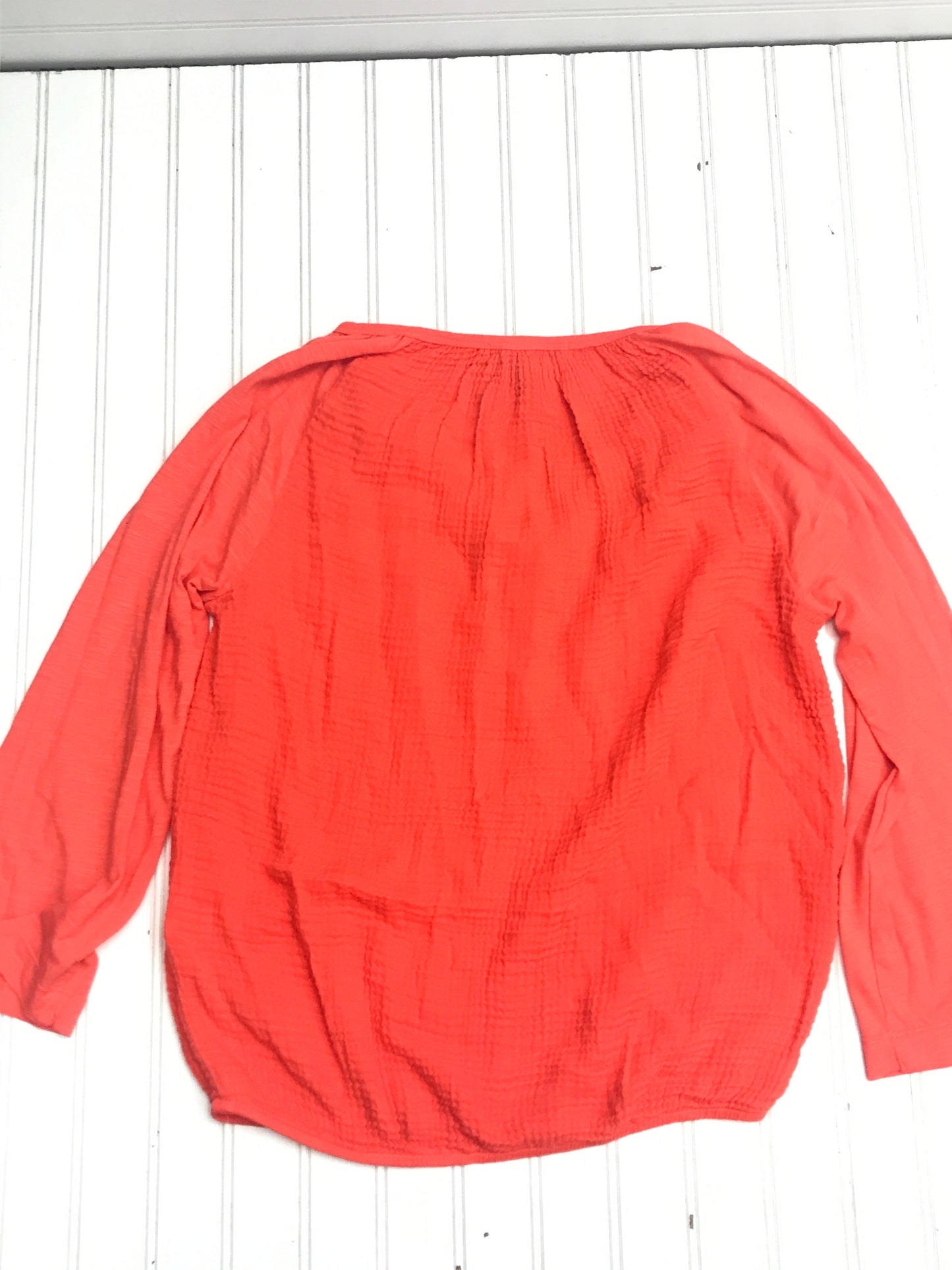 Top Long Sleeve By Red Haute  Size: S