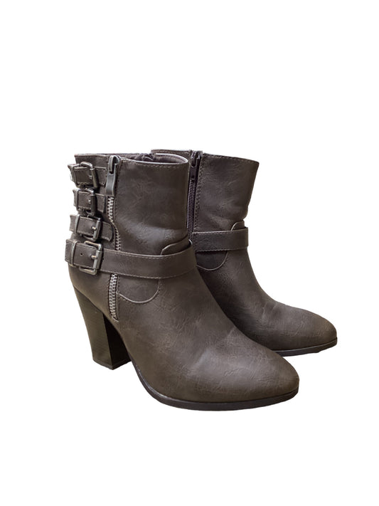 Boots Ankle Heels By Just Fab  Size: 7.5