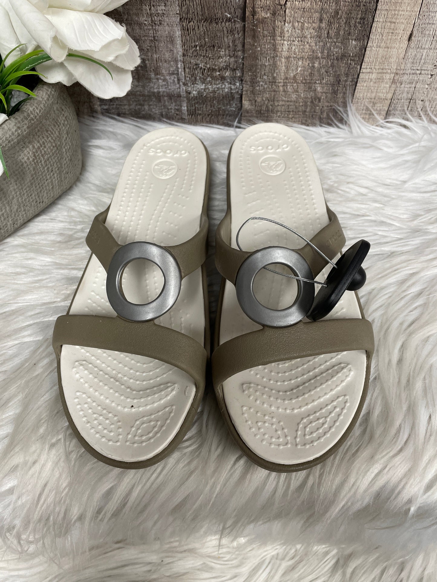Sandals Flats By Crocs  Size: 7