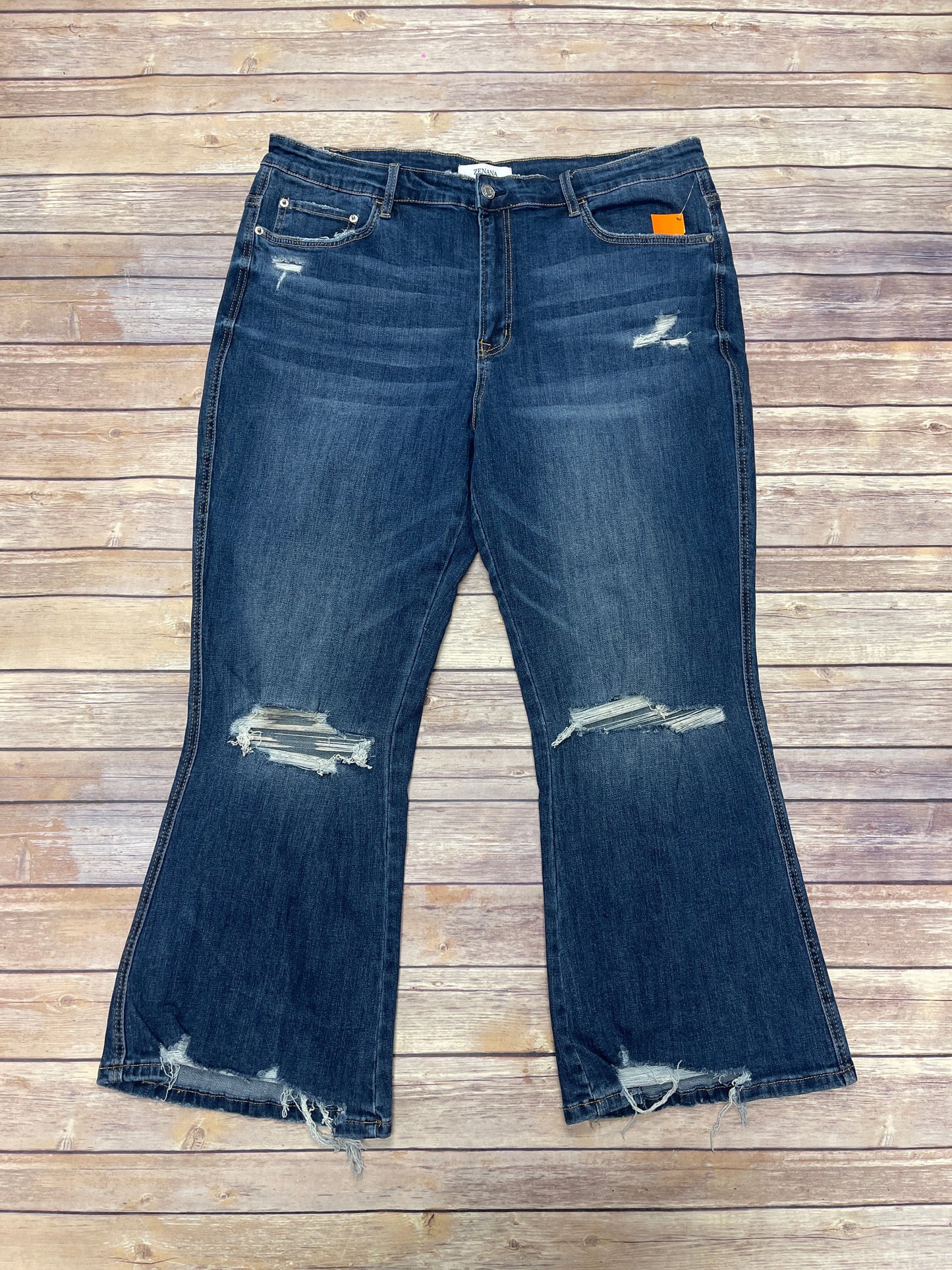 Jeans Flared By Zenana Outfitters  Size: 22