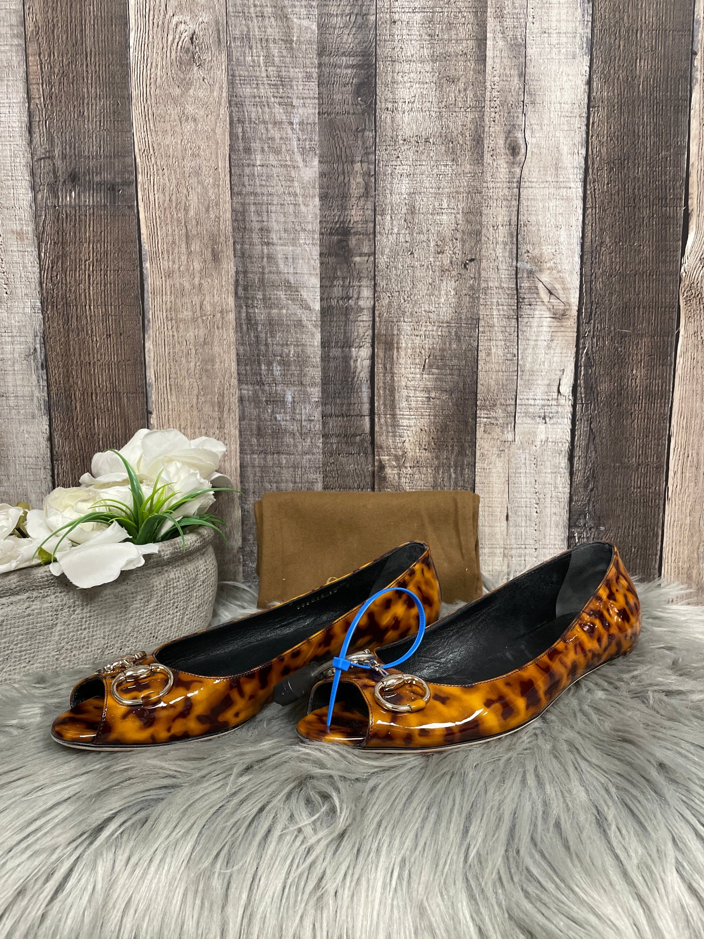 Sandals Luxury Designer By Gucci  Size: 10