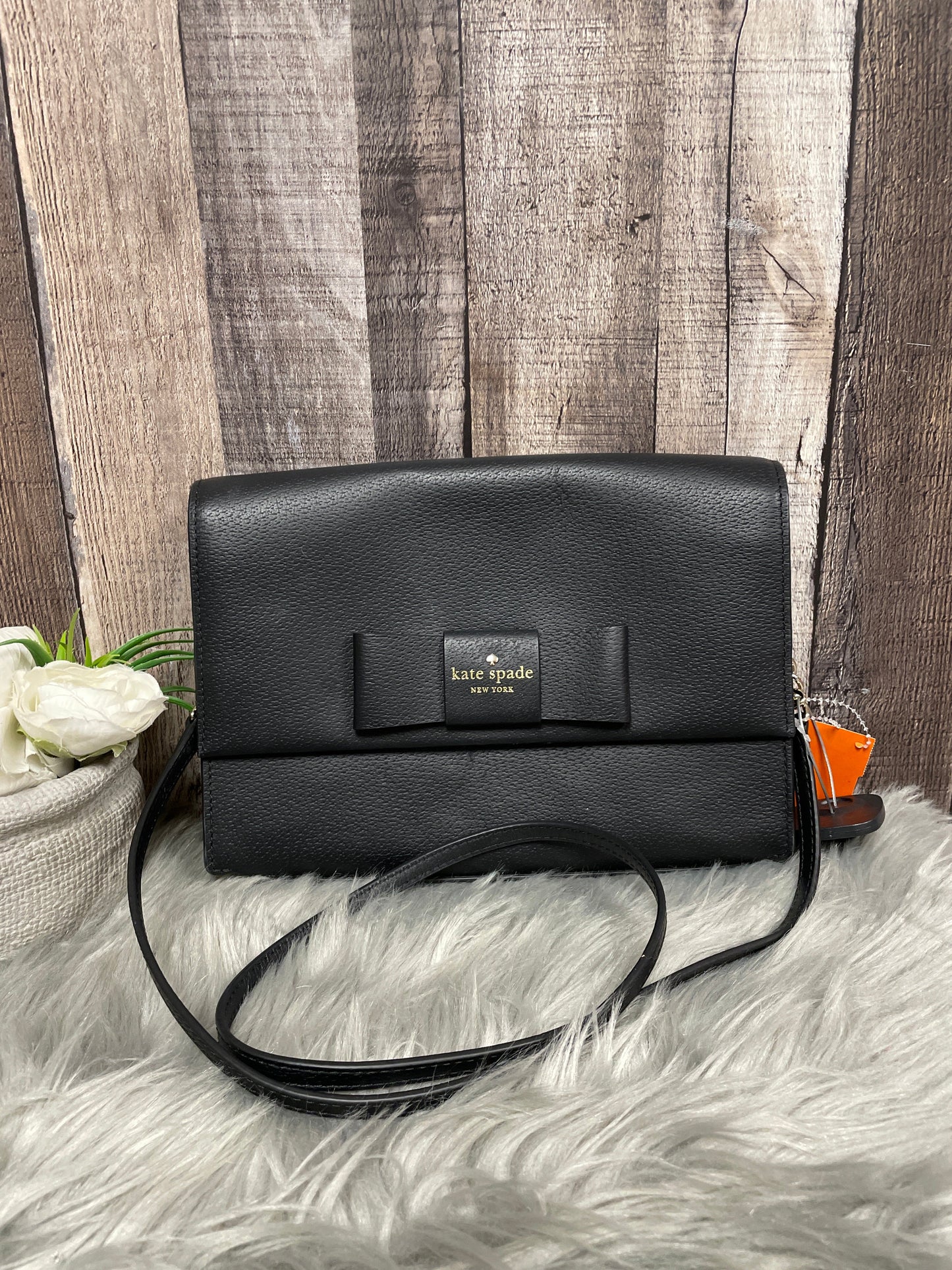 Crossbody Designer By Kate Spade  Size: Medium