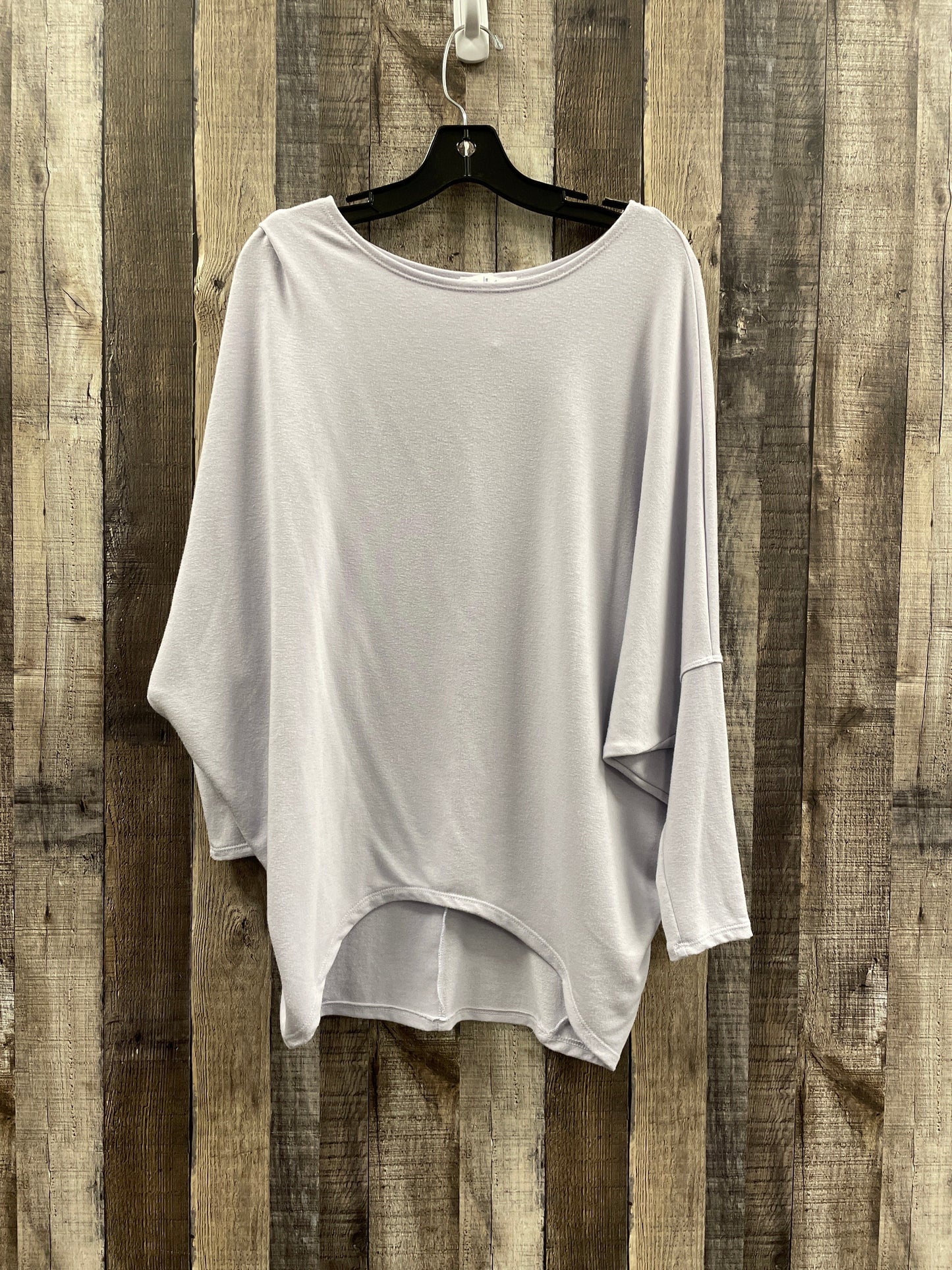 Top Long Sleeve By Cme  Size: M