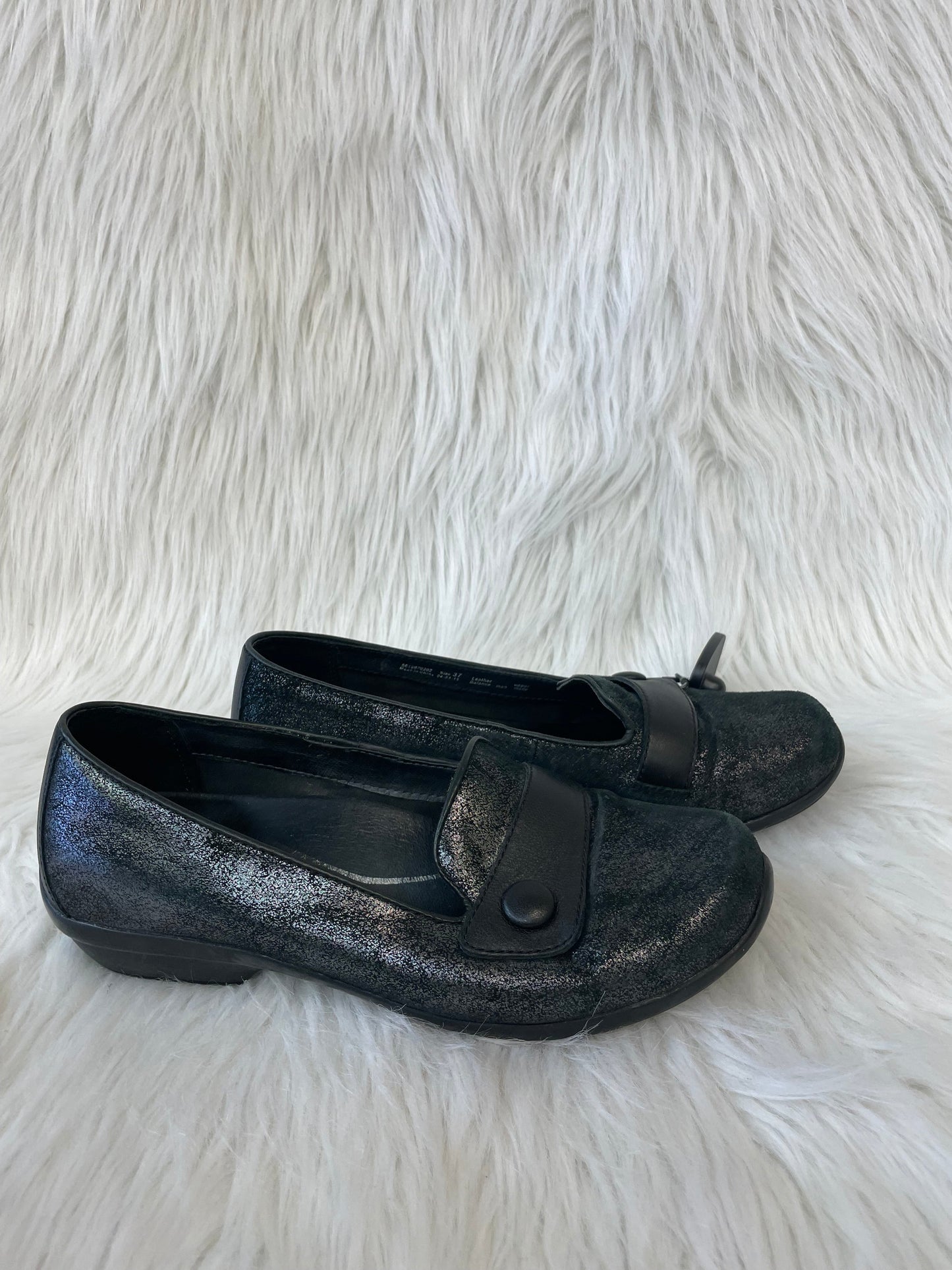 Shoes Flats Other By Dansko  Size: 6.5