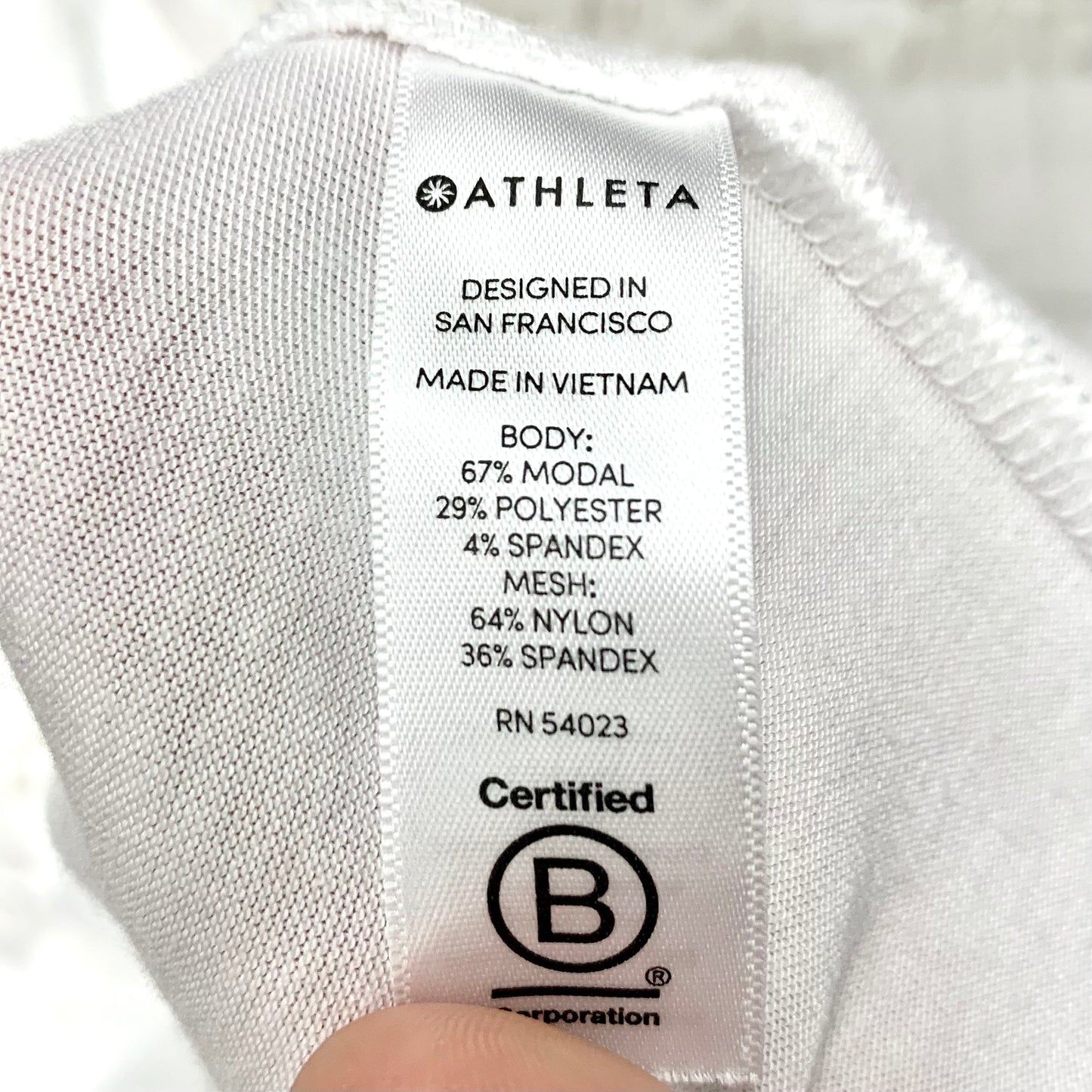 Top Short Sleeve By Athleta  Size: Xl