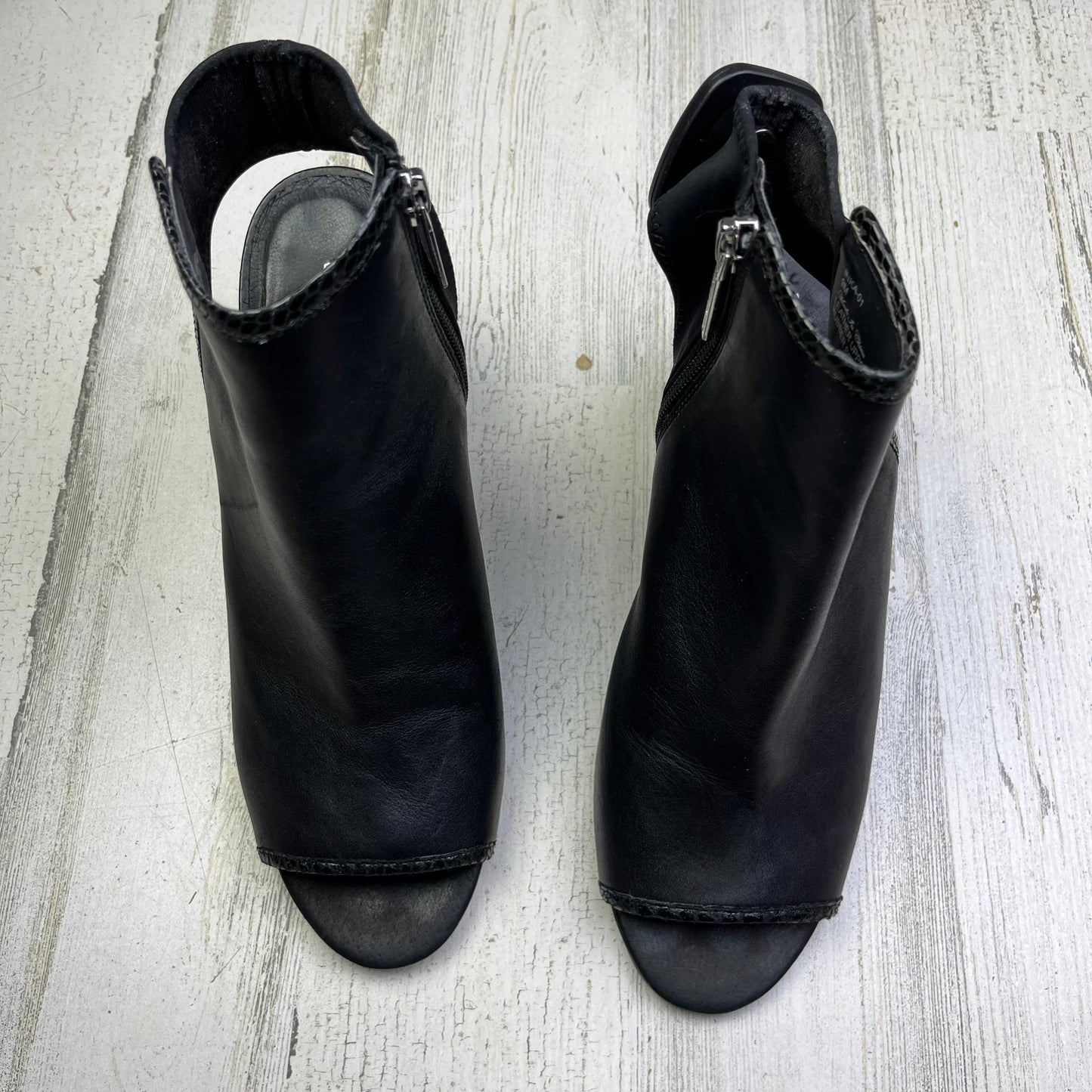 Shoes Heels Block By Donald Pliner  Size: 9