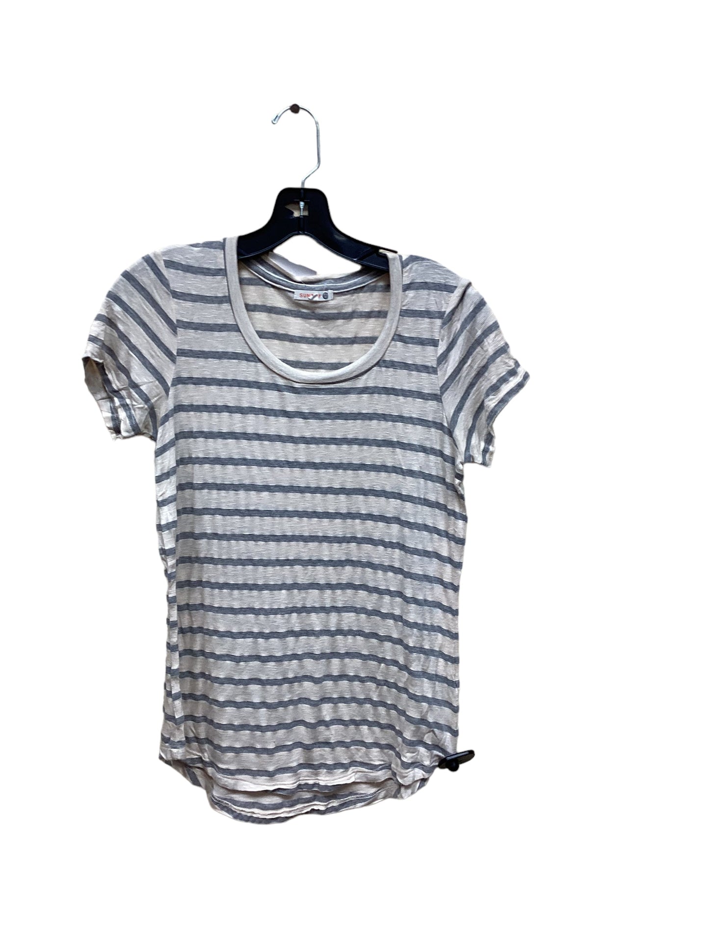 Top Short Sleeve By Clothes Mentor  Size: Xs