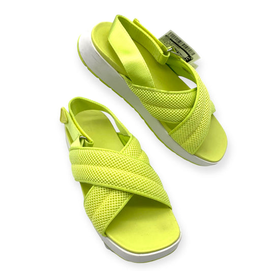 Sandals Designer By Ugg  Size: 9.5