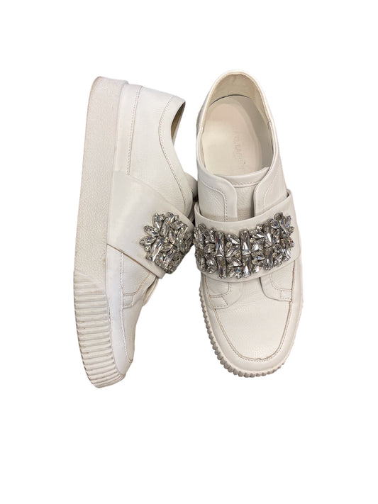 Shoes Sneakers By Karl Lagerfeld  Size: 9