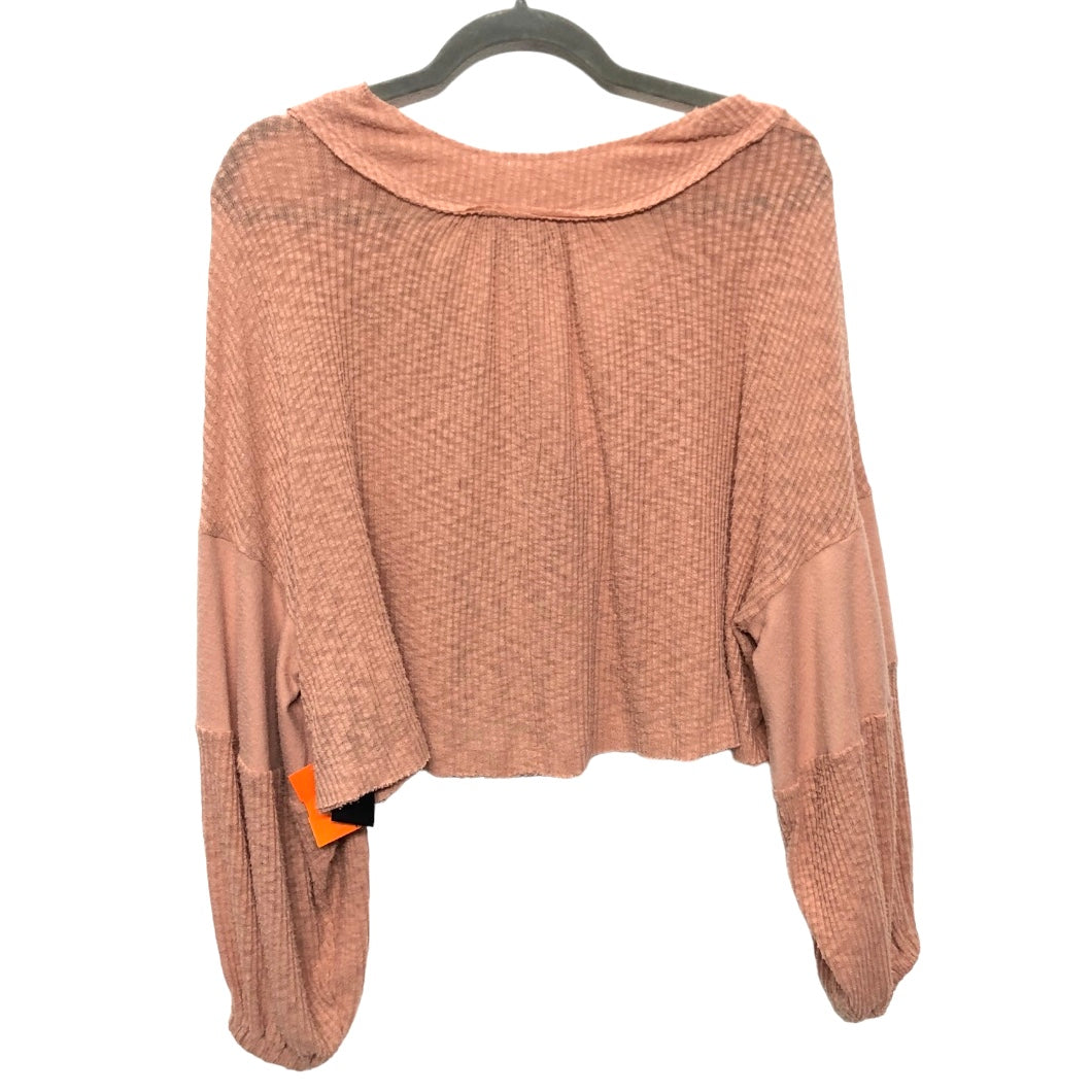 Top Long Sleeve By Urban Outfitters  Size: Xs