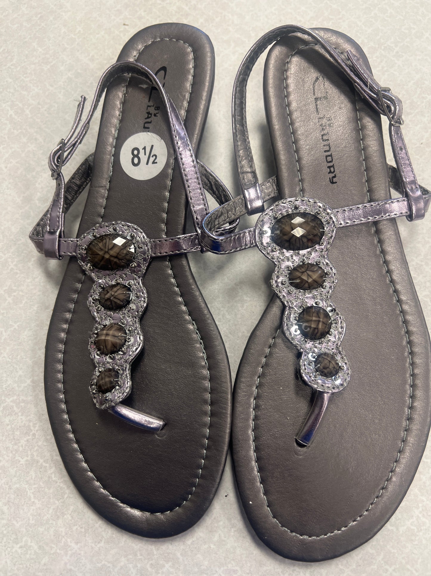 Sandals Flats By Cmc  Size: 8.5