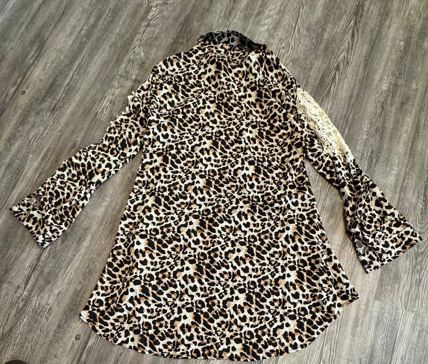 Top Long Sleeve By Clothes Mentor  Size: M