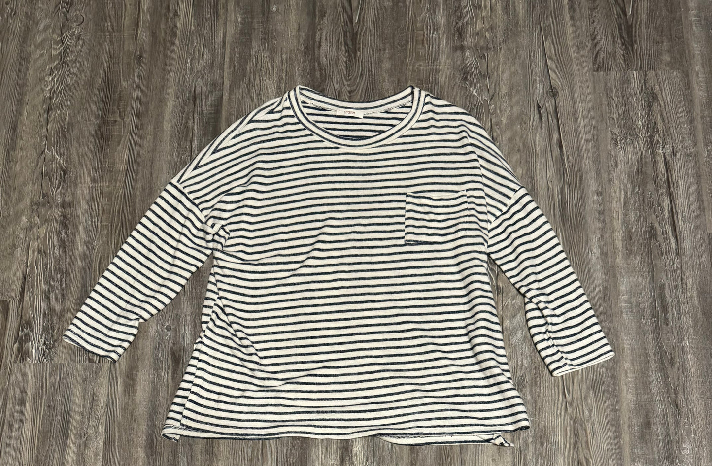 Top Long Sleeve By Cherish  Size: M