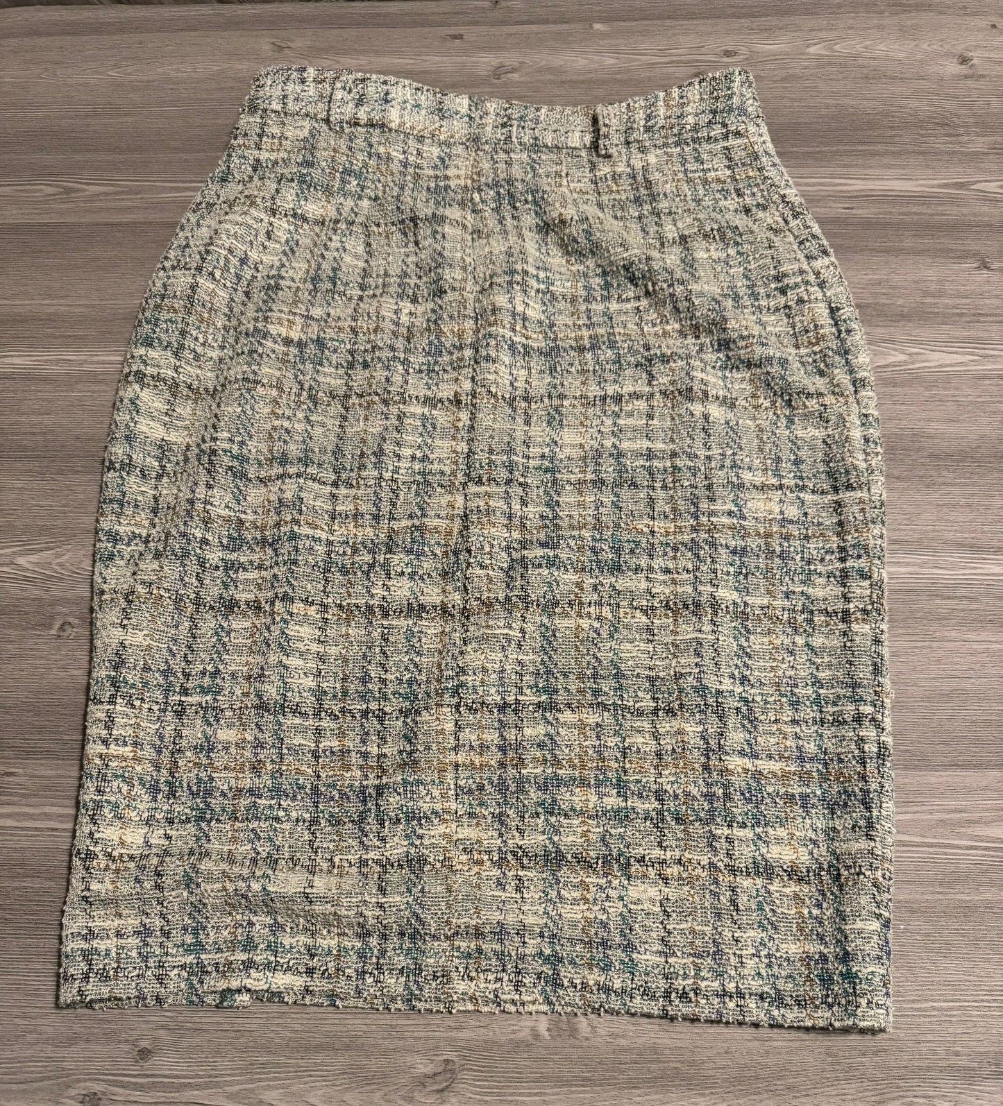 Skirt Mini & Short By Clothes Mentor  Size: M