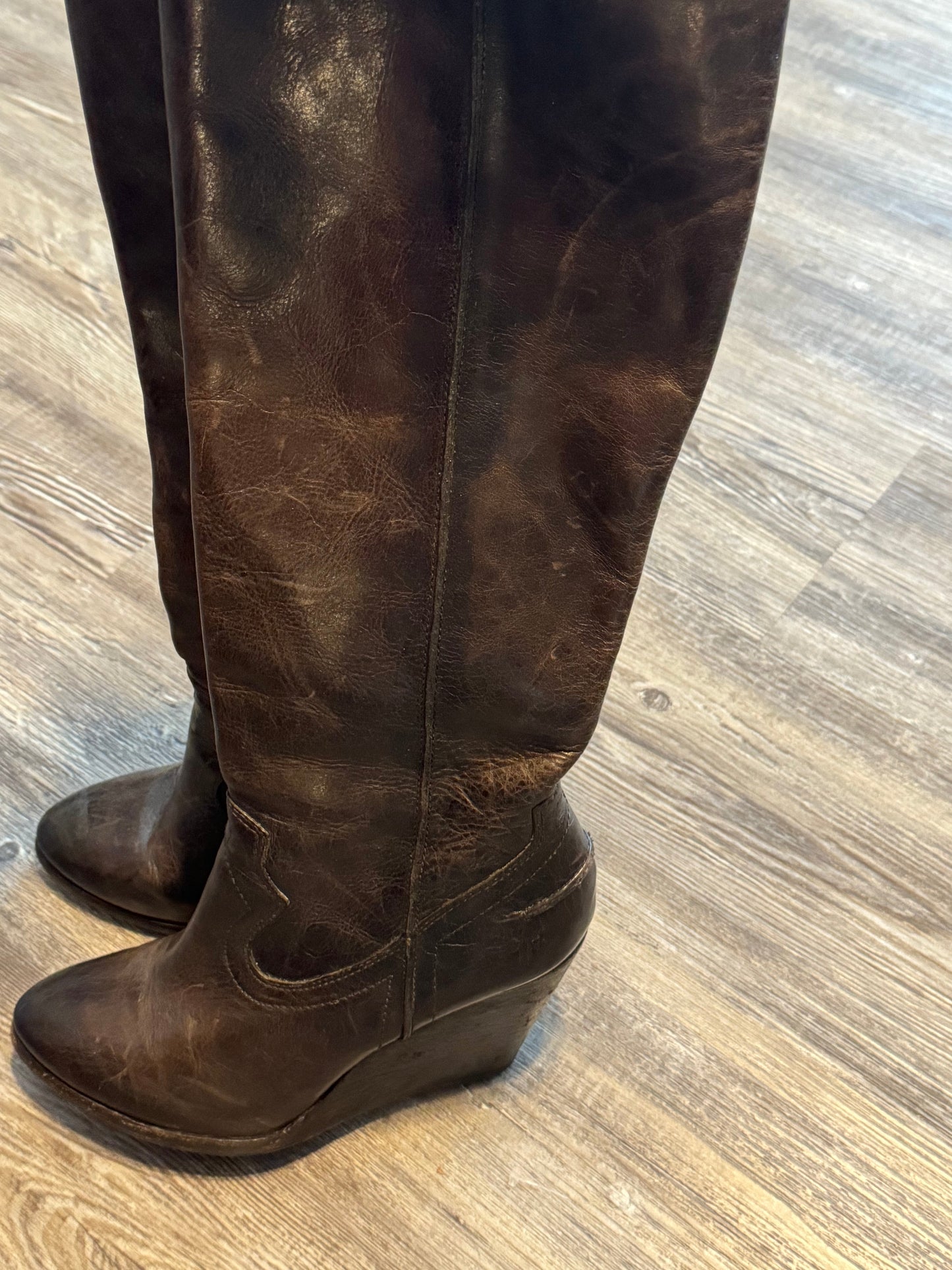 Boots Western By Frye  Size: 9