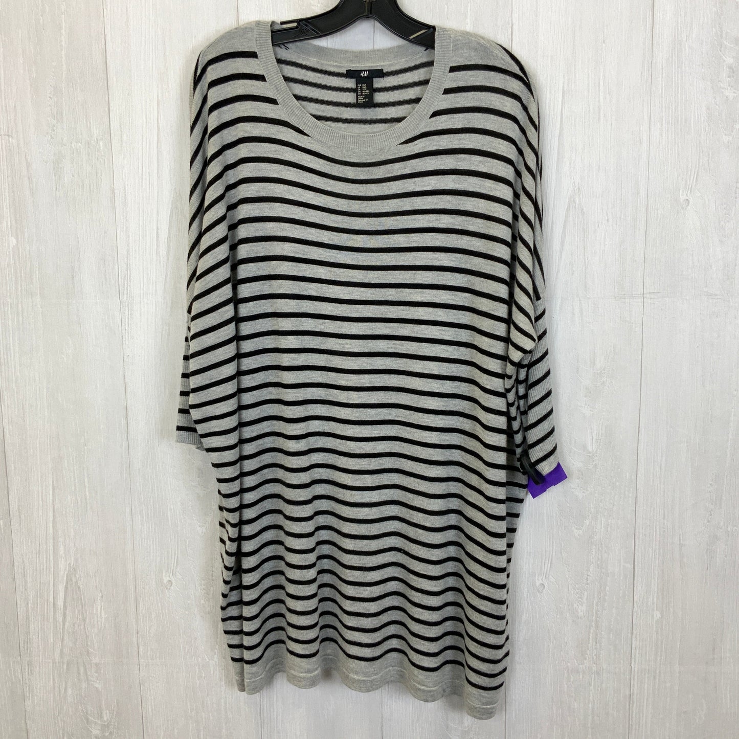 Tunic Short Sleeve By H&m  Size: Xs