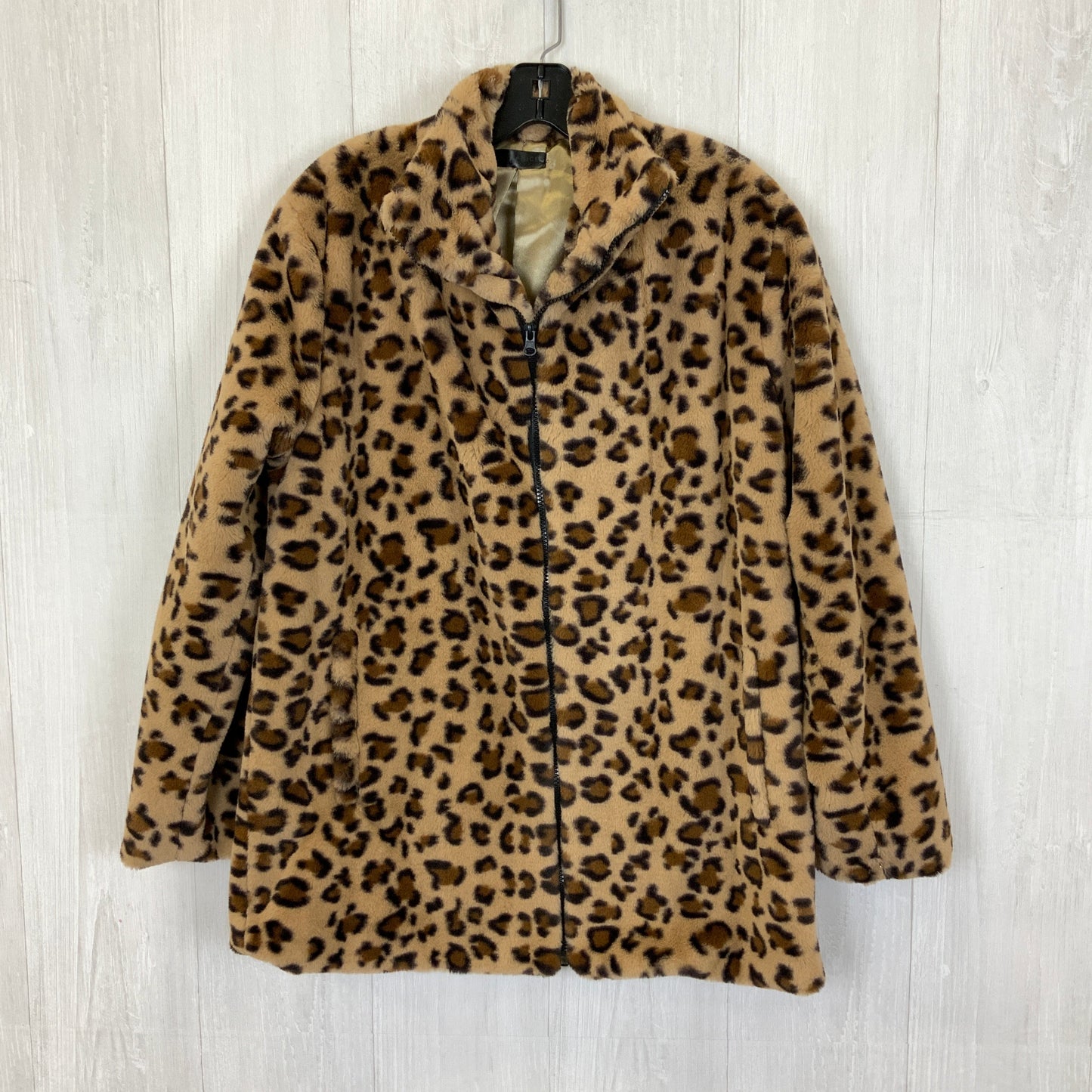 Coat Faux Fur & Sherpa By Clothes Mentor  Size: Onesize