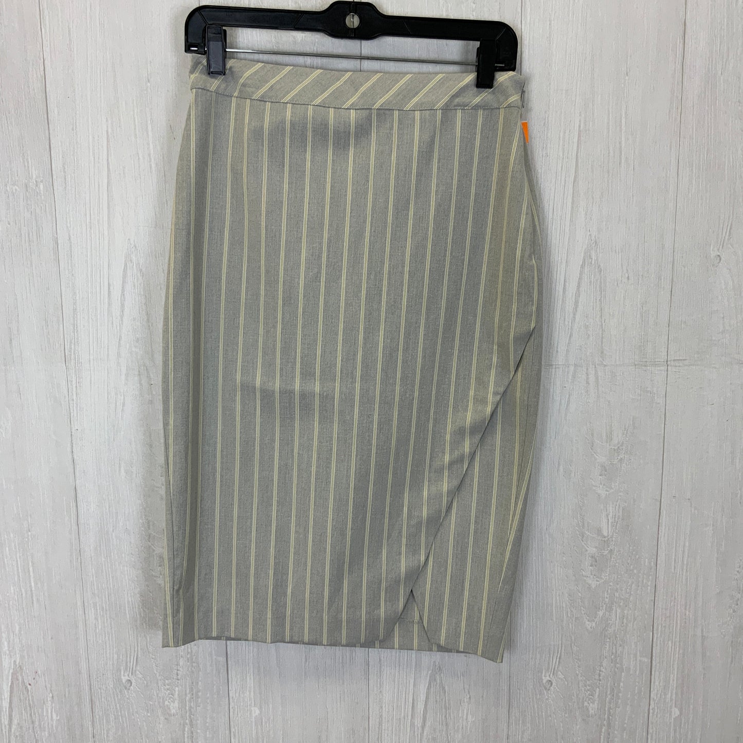 Skirt Midi By Banana Republic O  Size: 4
