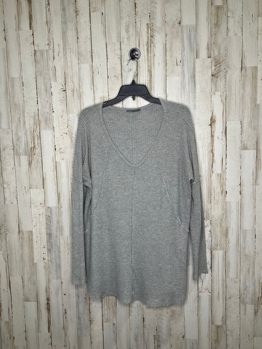 Top Long Sleeve By Cherish  Size: L