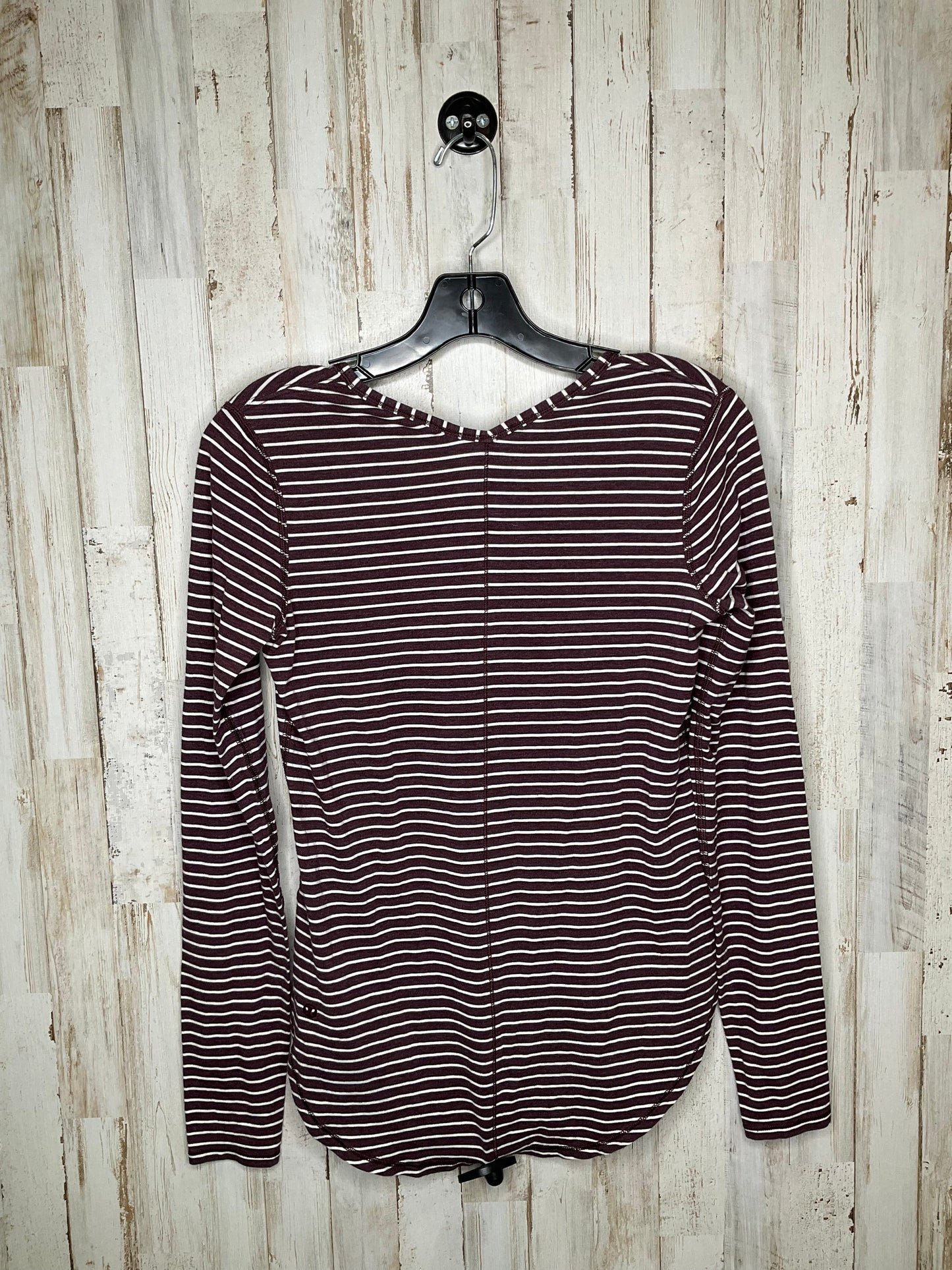 Top Long Sleeve By Lululemon  Size: S