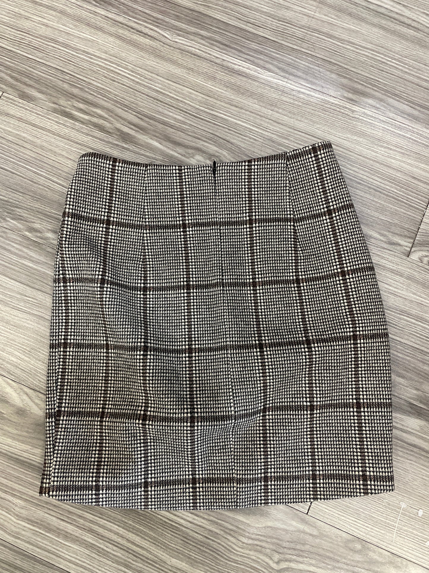 Skirt Mini & Short By Clothes Mentor  Size: S