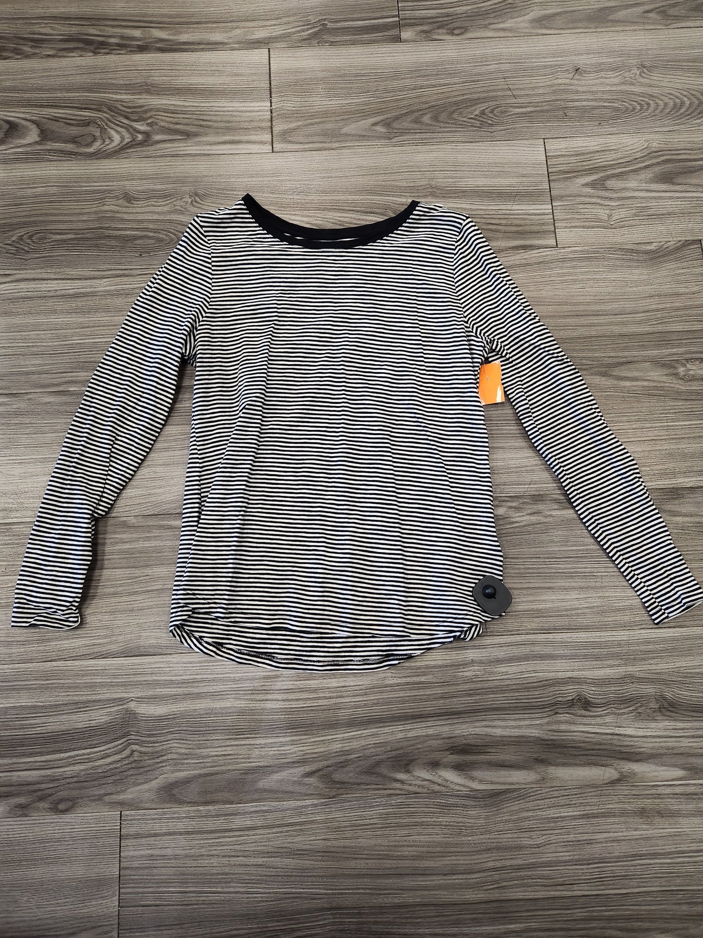 Top Long Sleeve By Old Navy  Size: M