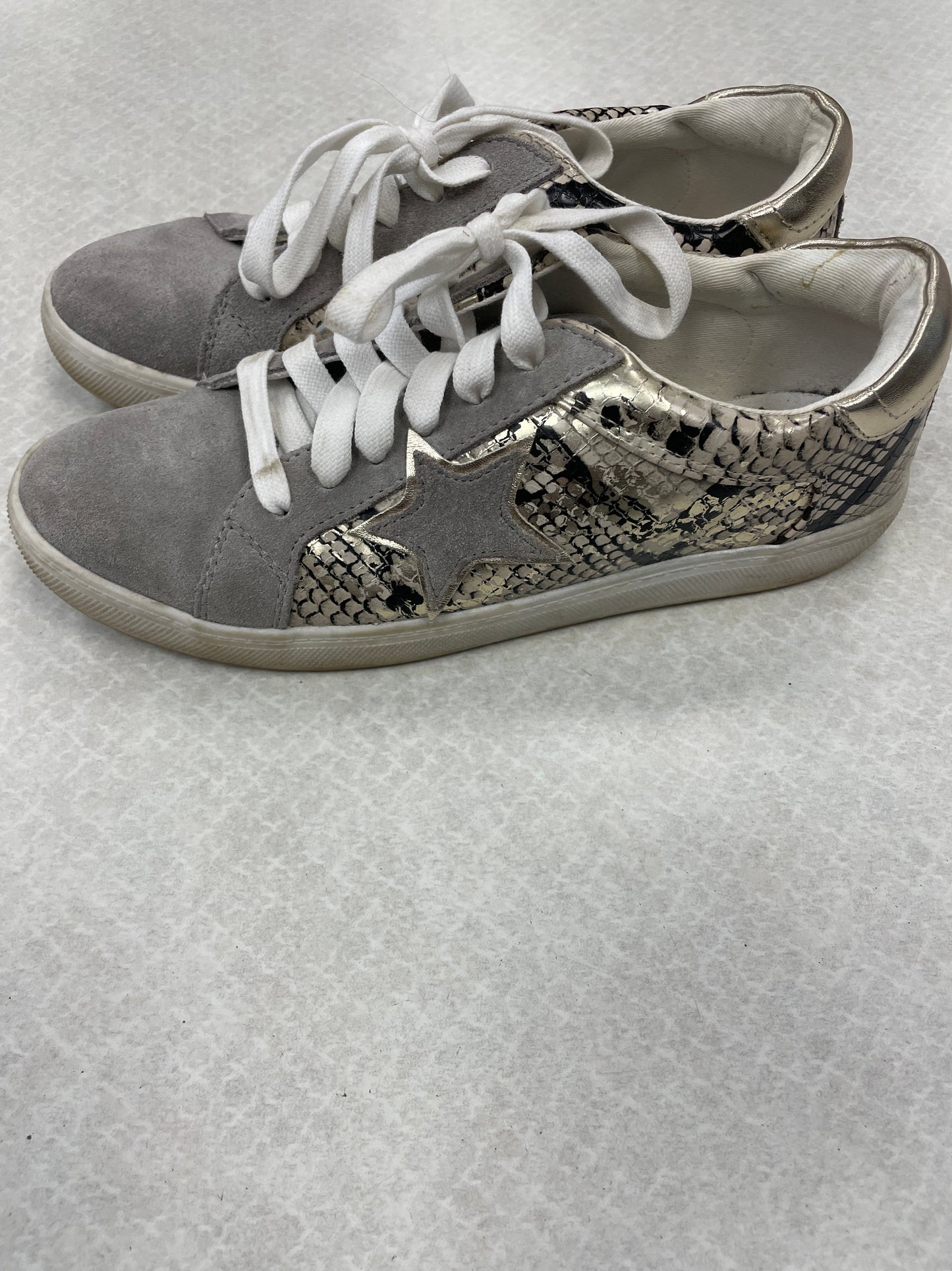 Shoes Athletic By Steve Madden  Size: 8.5