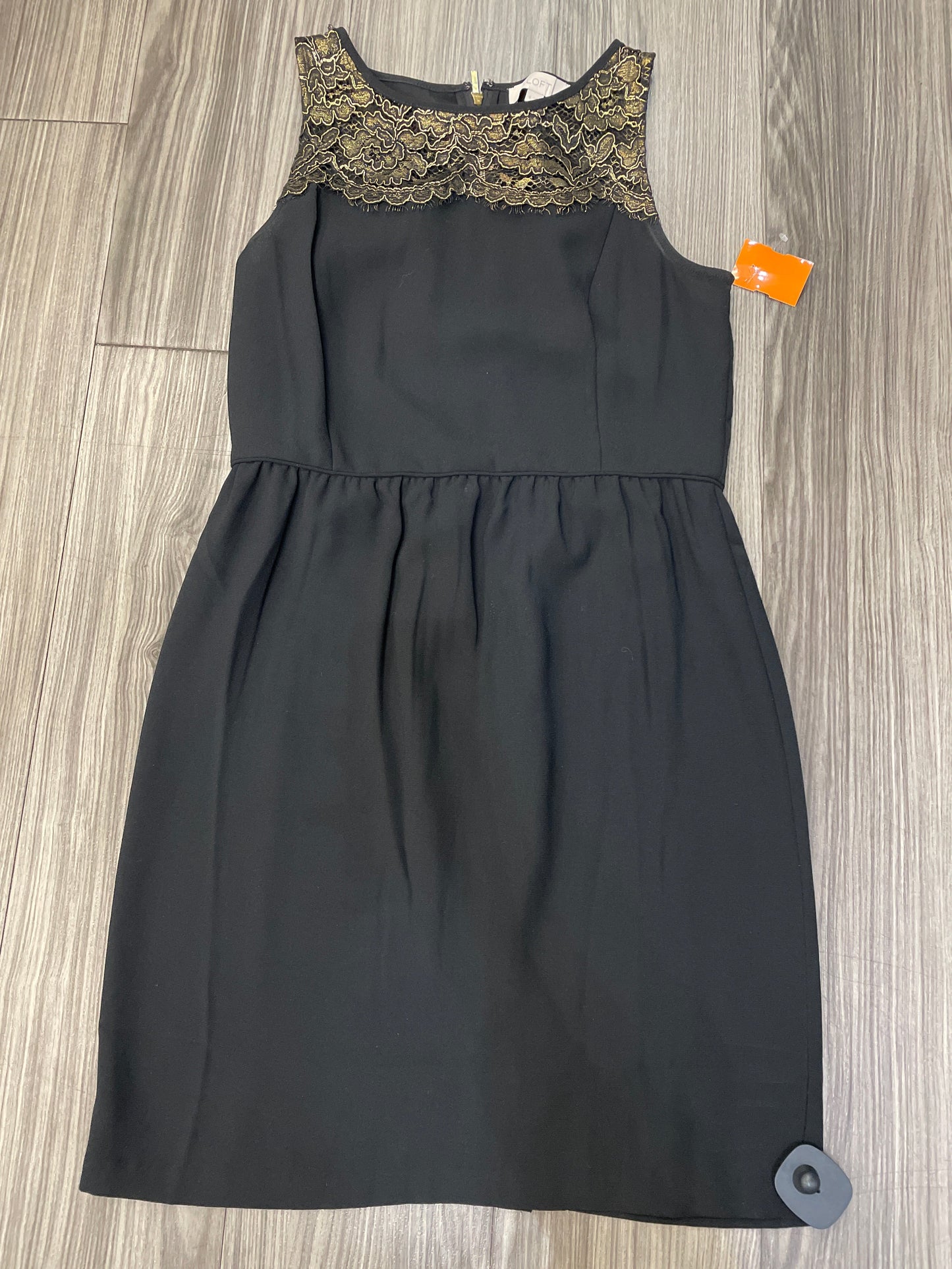 Dress Party Short By Loft  Size: 6