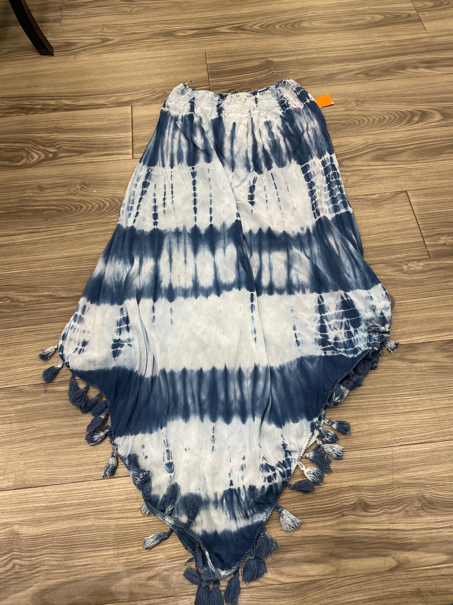 Skirt Maxi By Clothes Mentor  Size: S