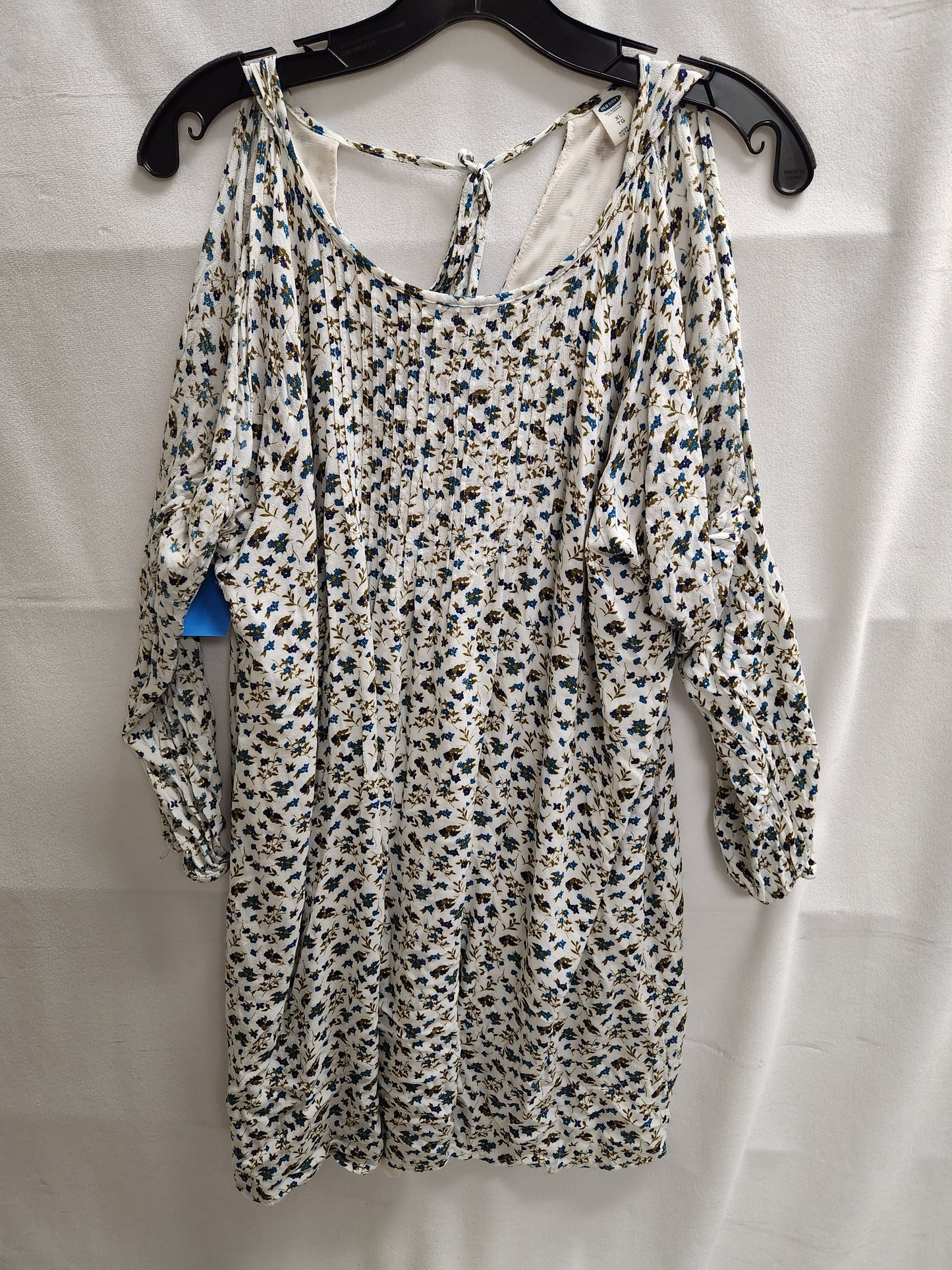 Top Short Sleeve By Old Navy  Size: Xl