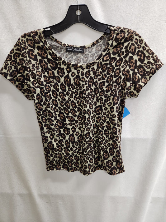 Top Short Sleeve By Clothes Mentor  Size: Xs