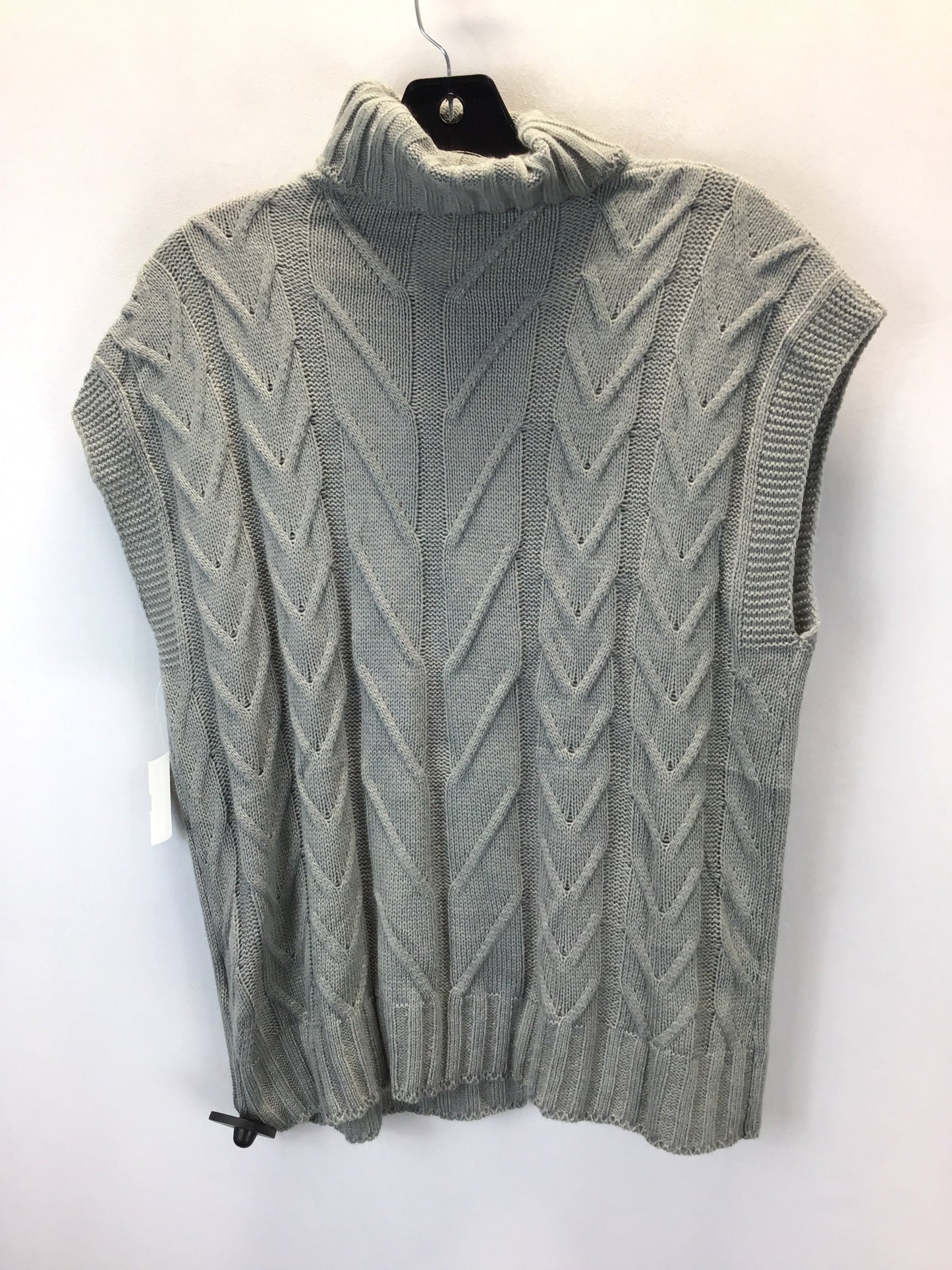 Vest Sweater By Shein  Size: M
