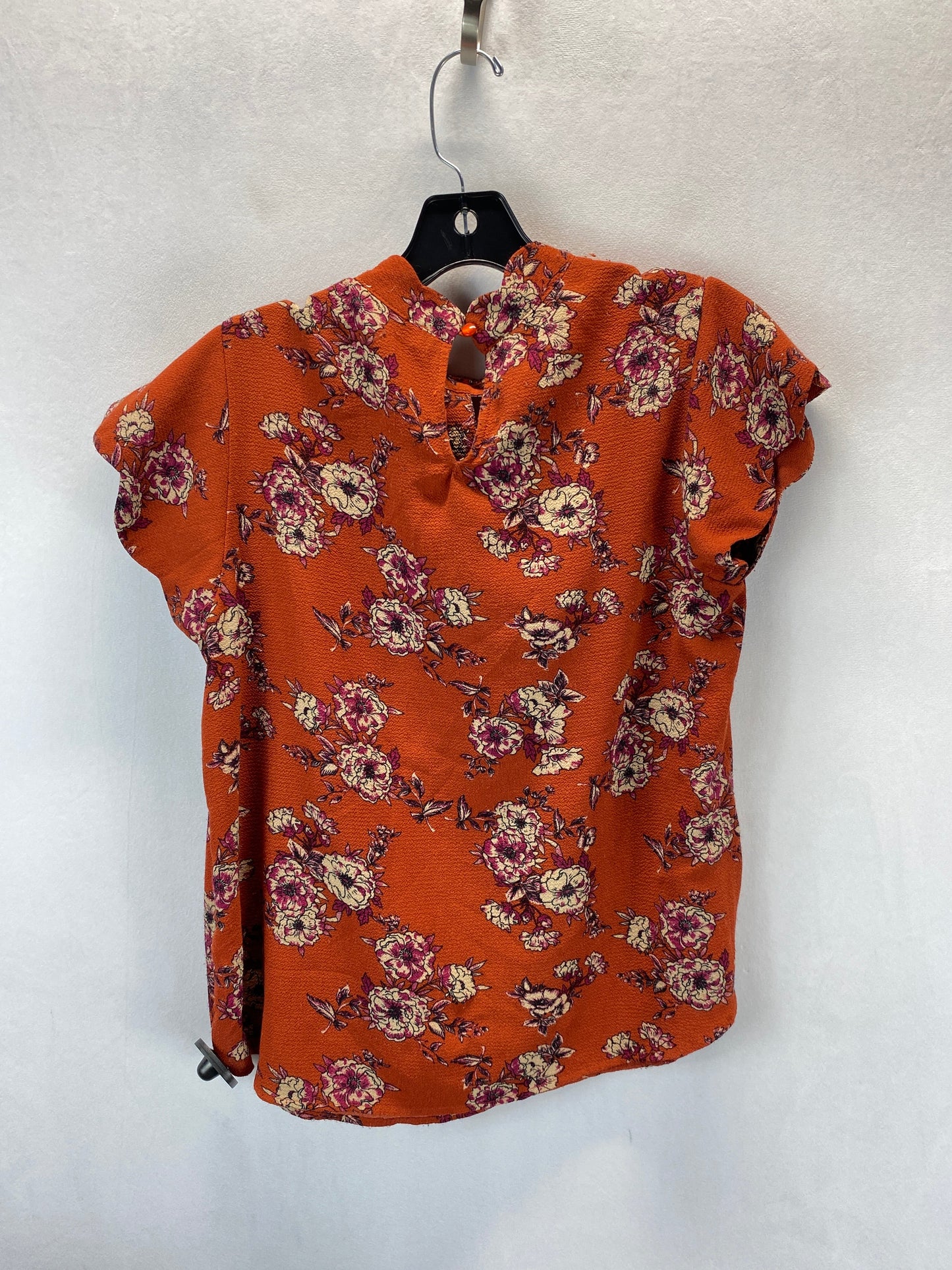 Top Short Sleeve By Monteau  Size: L
