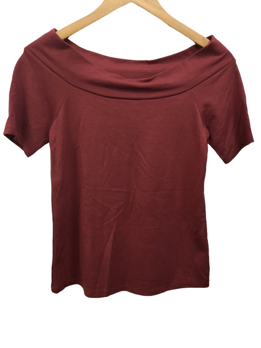 Top Short Sleeve By Clothes Mentor  Size: Xs